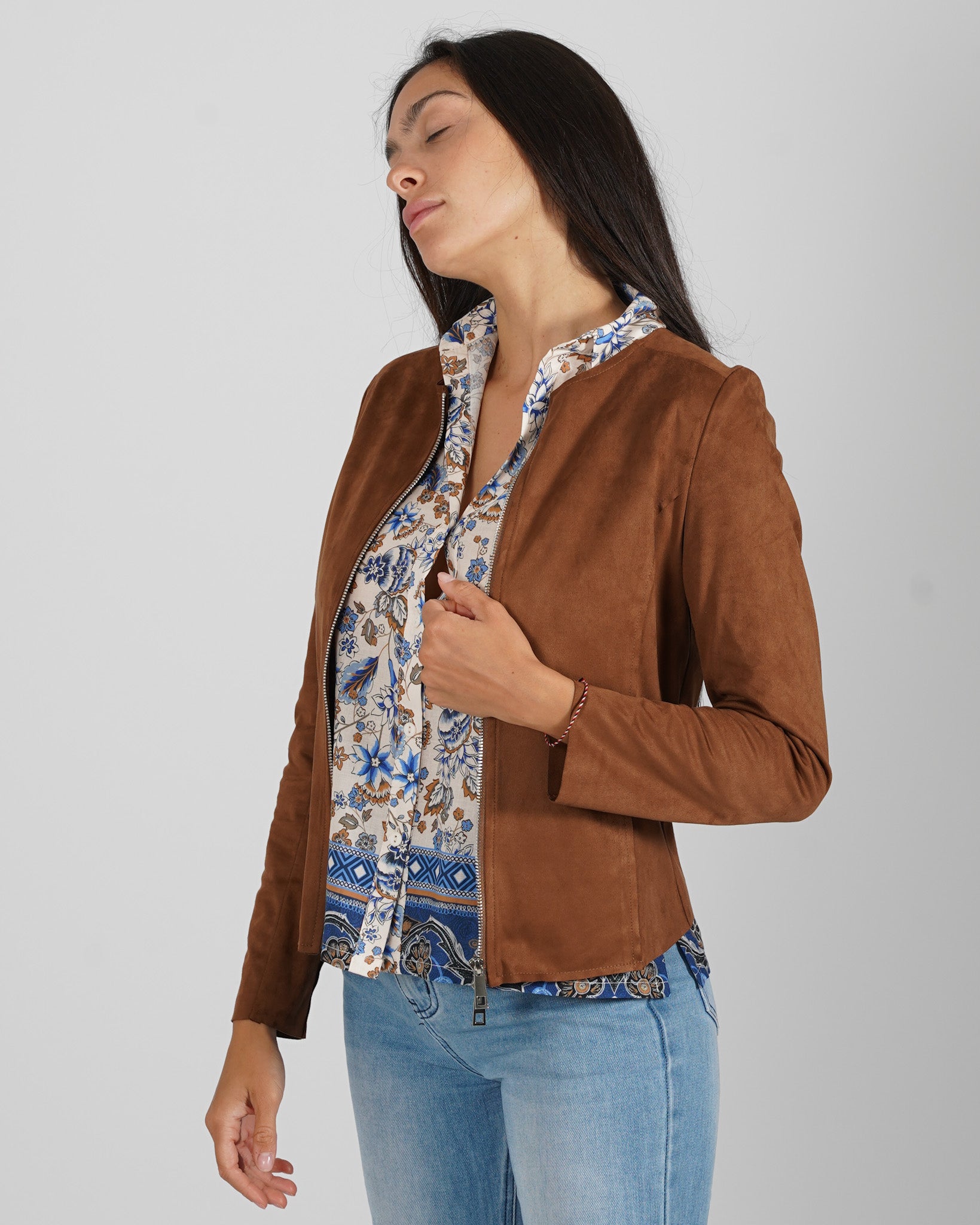 Chiodo corto slim fit in eco camoscio - Aida