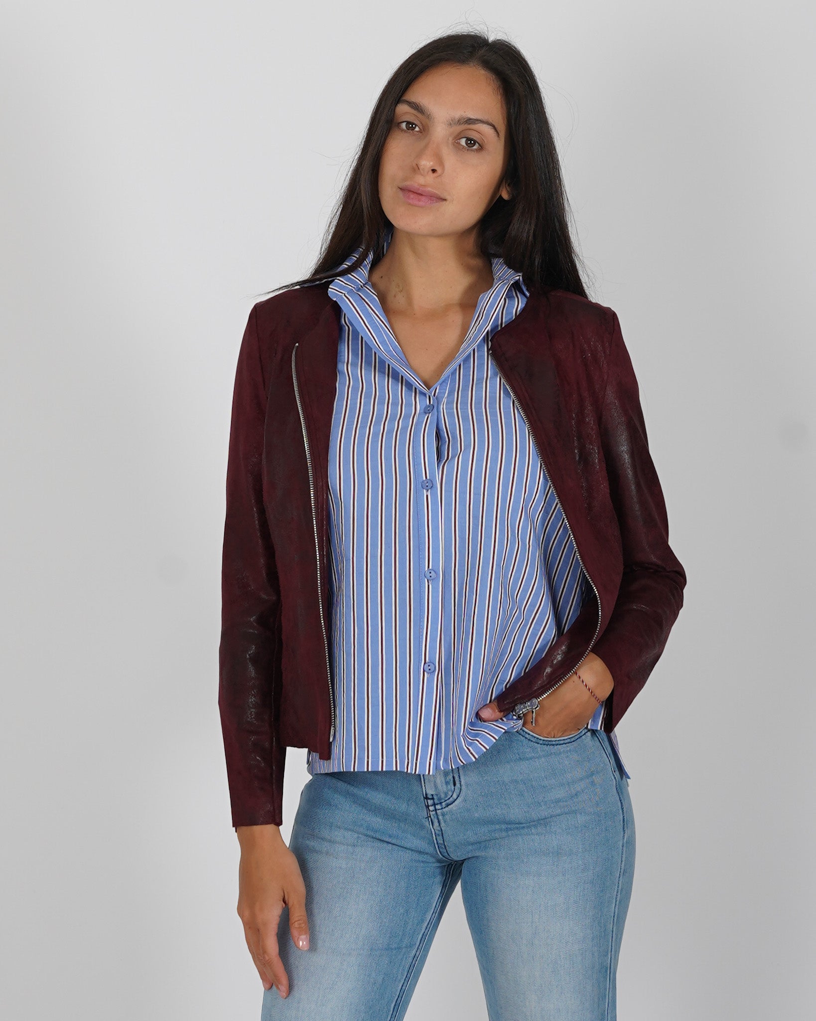 Chiodo corto slim fit in eco camoscio - Aida