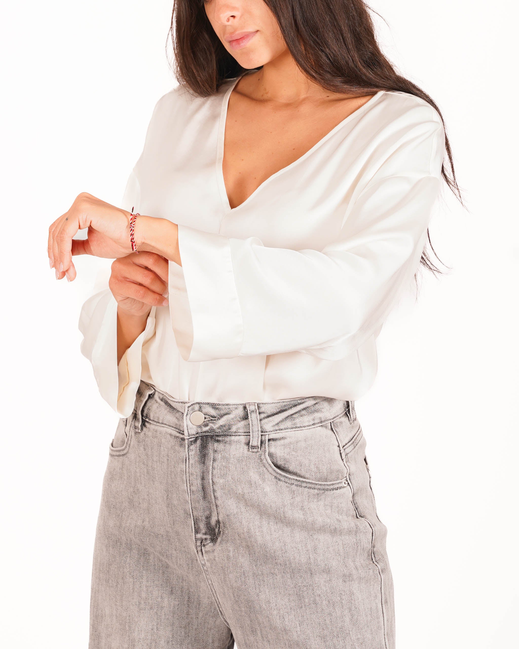 Blusa scollo a v con profilo in raso sul polso - Naomi