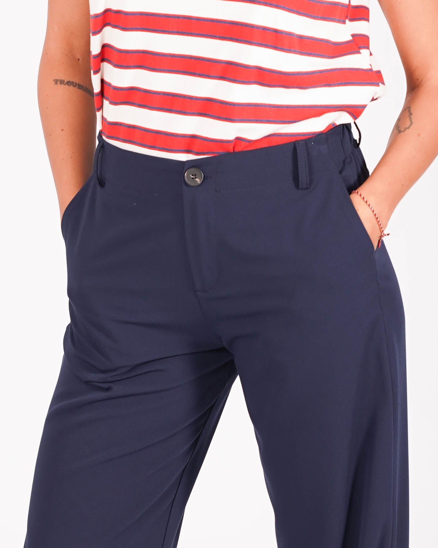 Pantaloni con tasche e bottoncini alla caviglia - Amedea