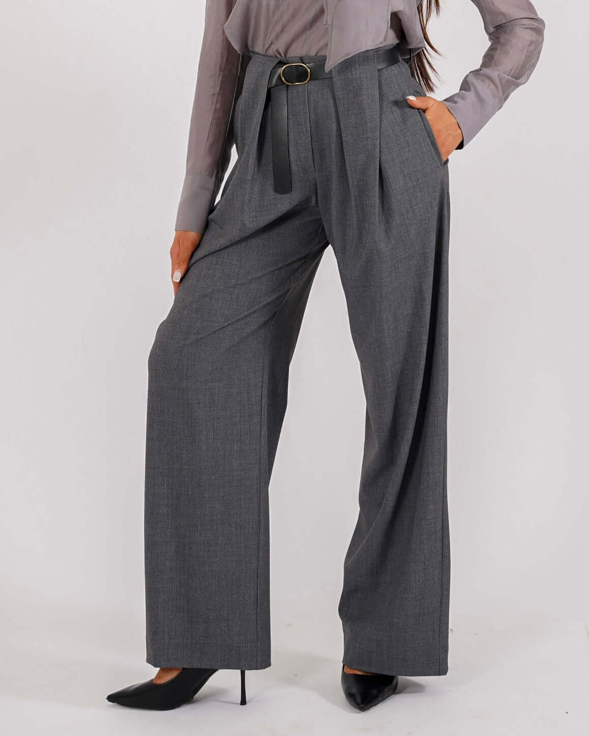 Pantaloni vita alta con pence vestibilità regular in gabardina stretch - Agostina