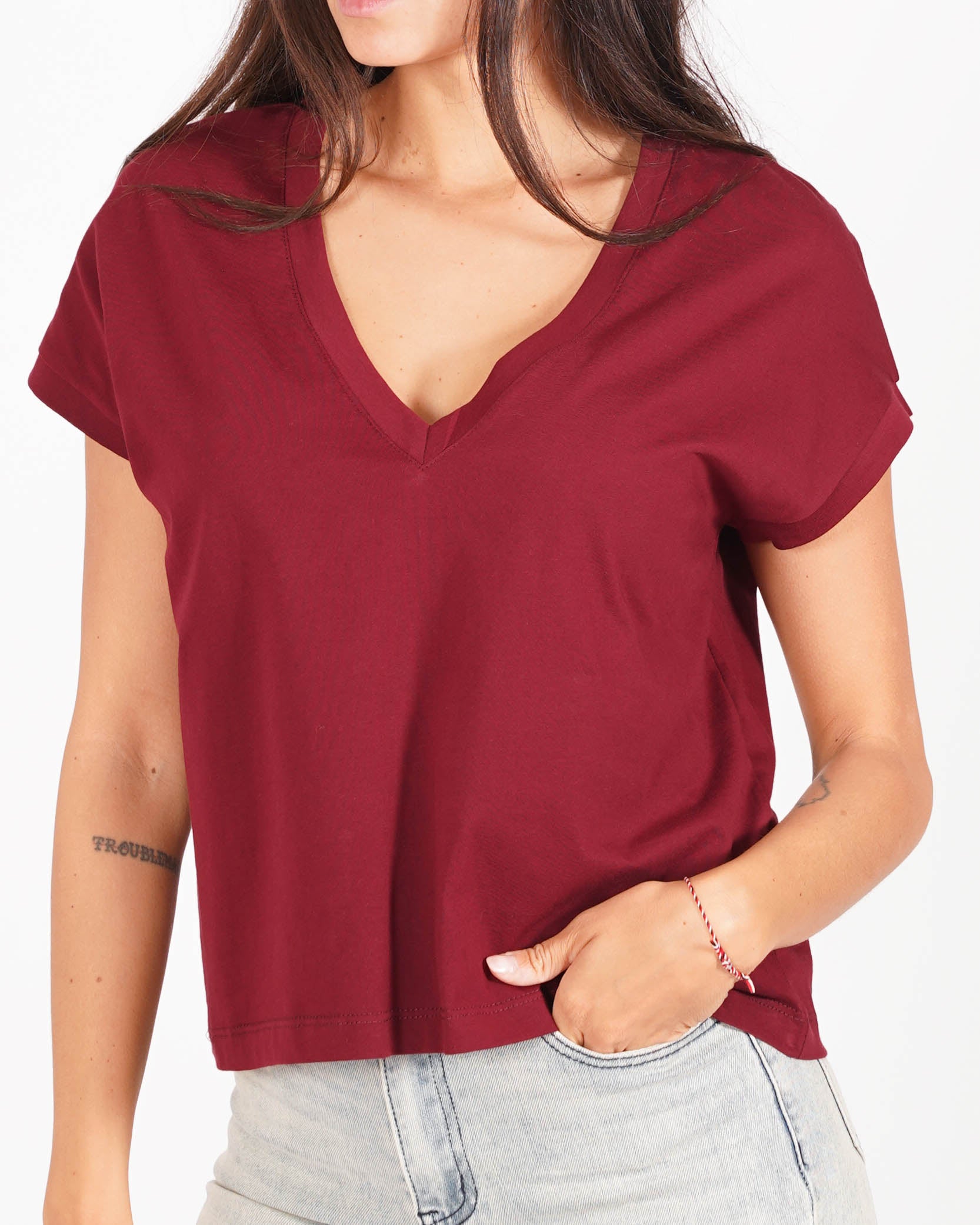 Shirt scollo a v con vestibilità regular in cotone - Costanza