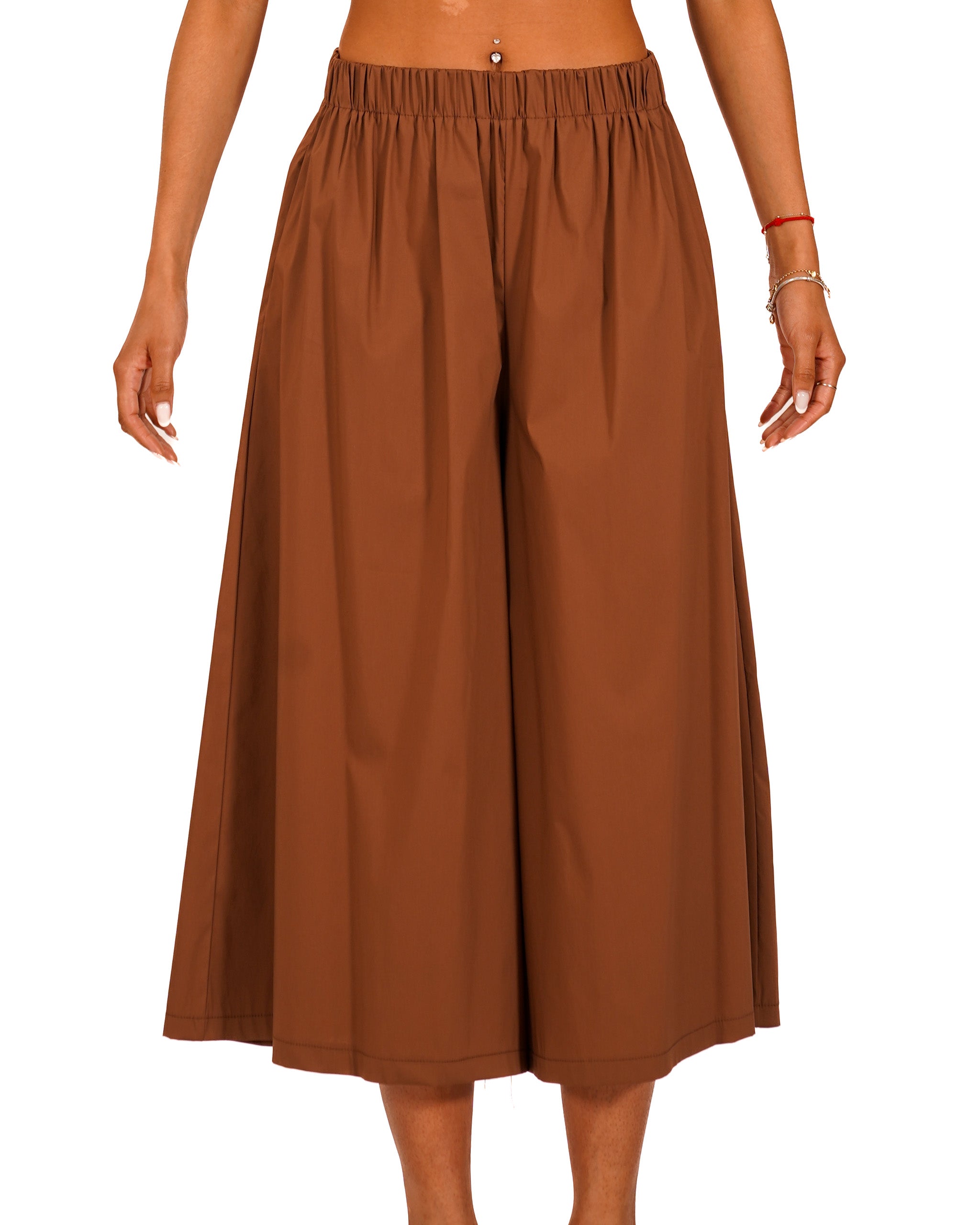 Pantaloni cropped in cotone con gamba larga - Prugna