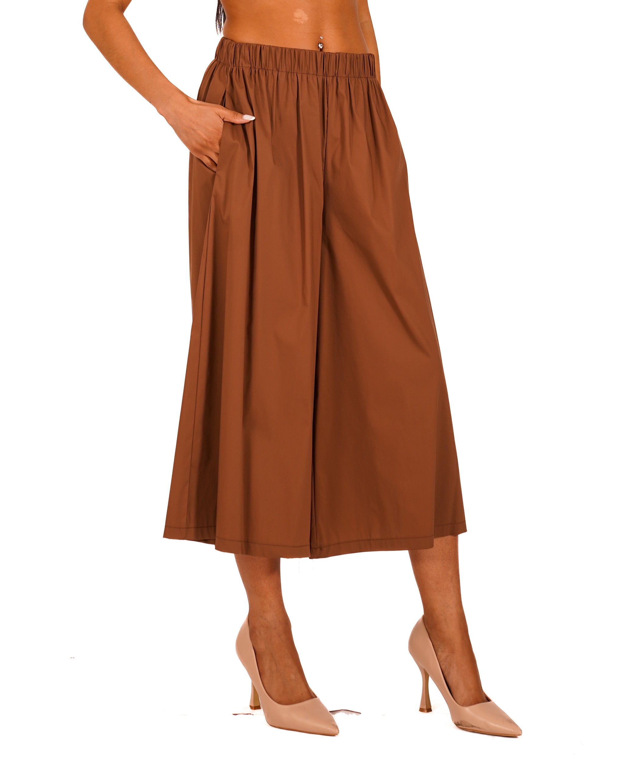 Pantaloni cropped in cotone con gamba larga - Prugna
