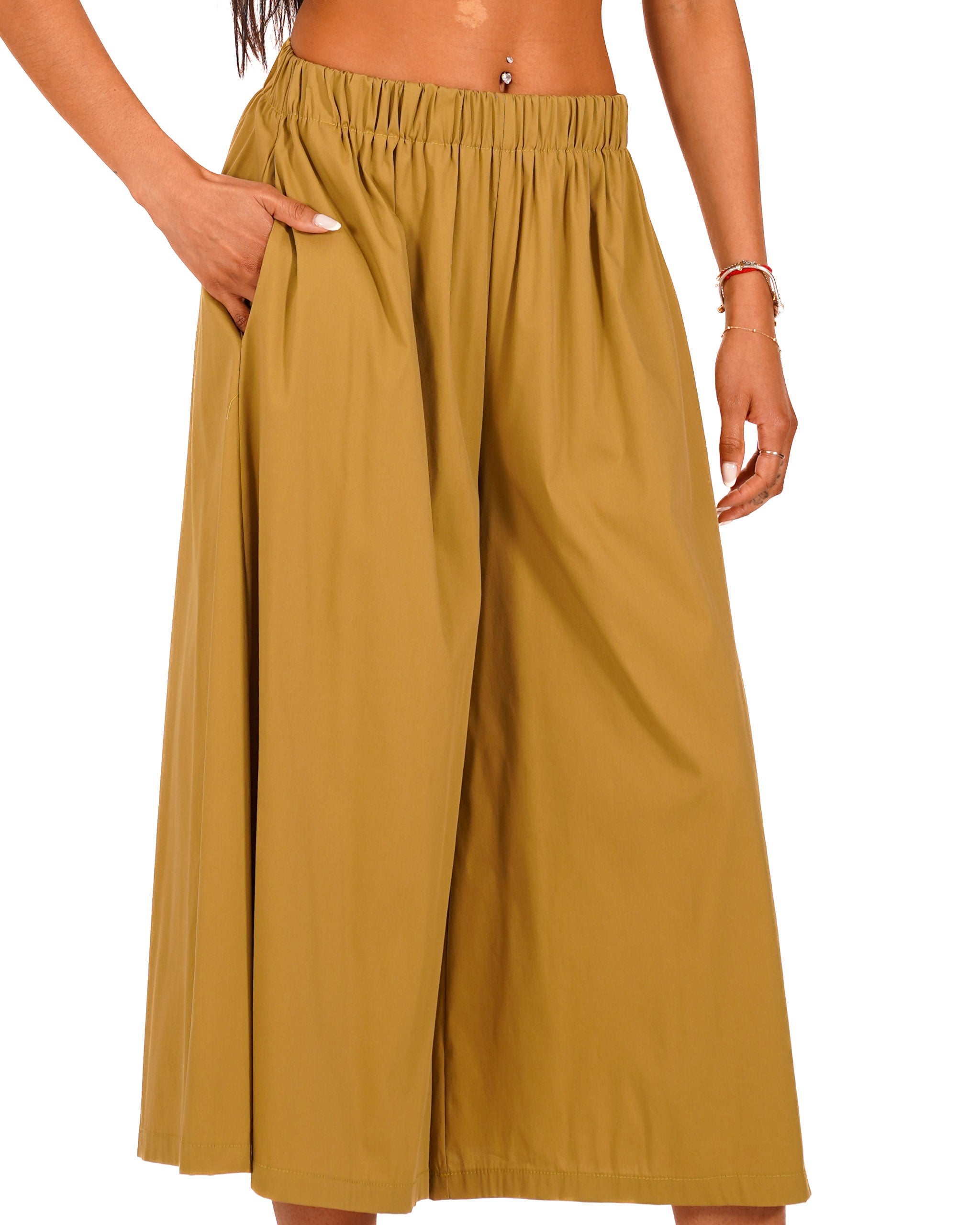Pantaloni cropped in cotone con gamba larga - Prugna