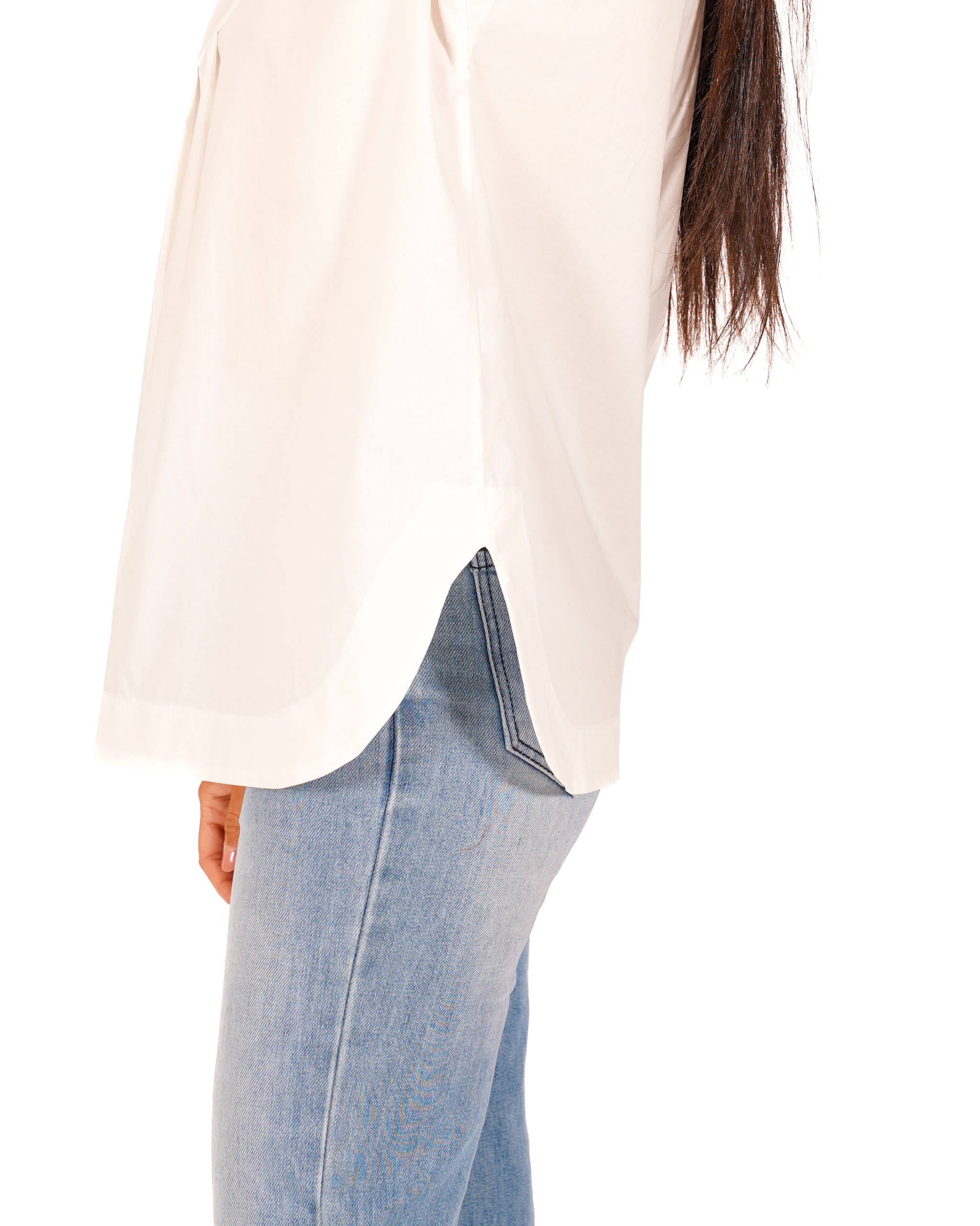 Blusa smanicata con dettaglio frontale - Terenzia