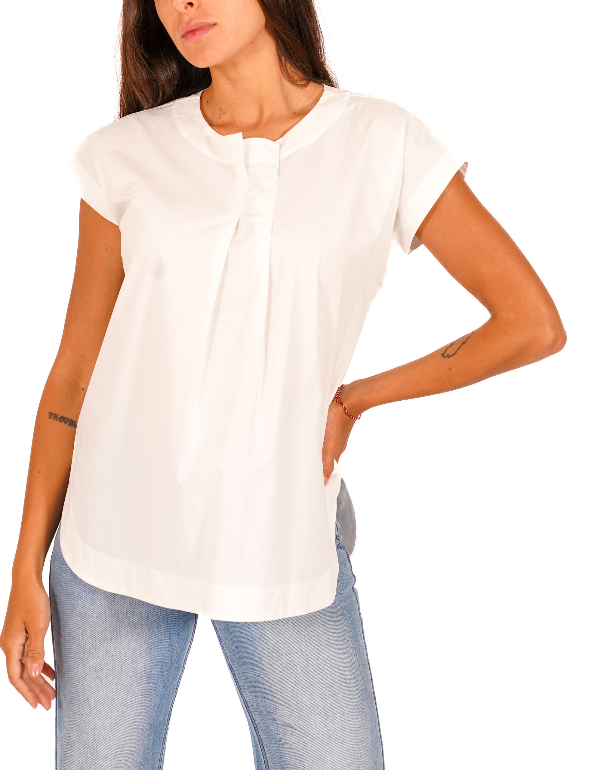 Blusa smanicata con dettaglio frontale - Terenzia