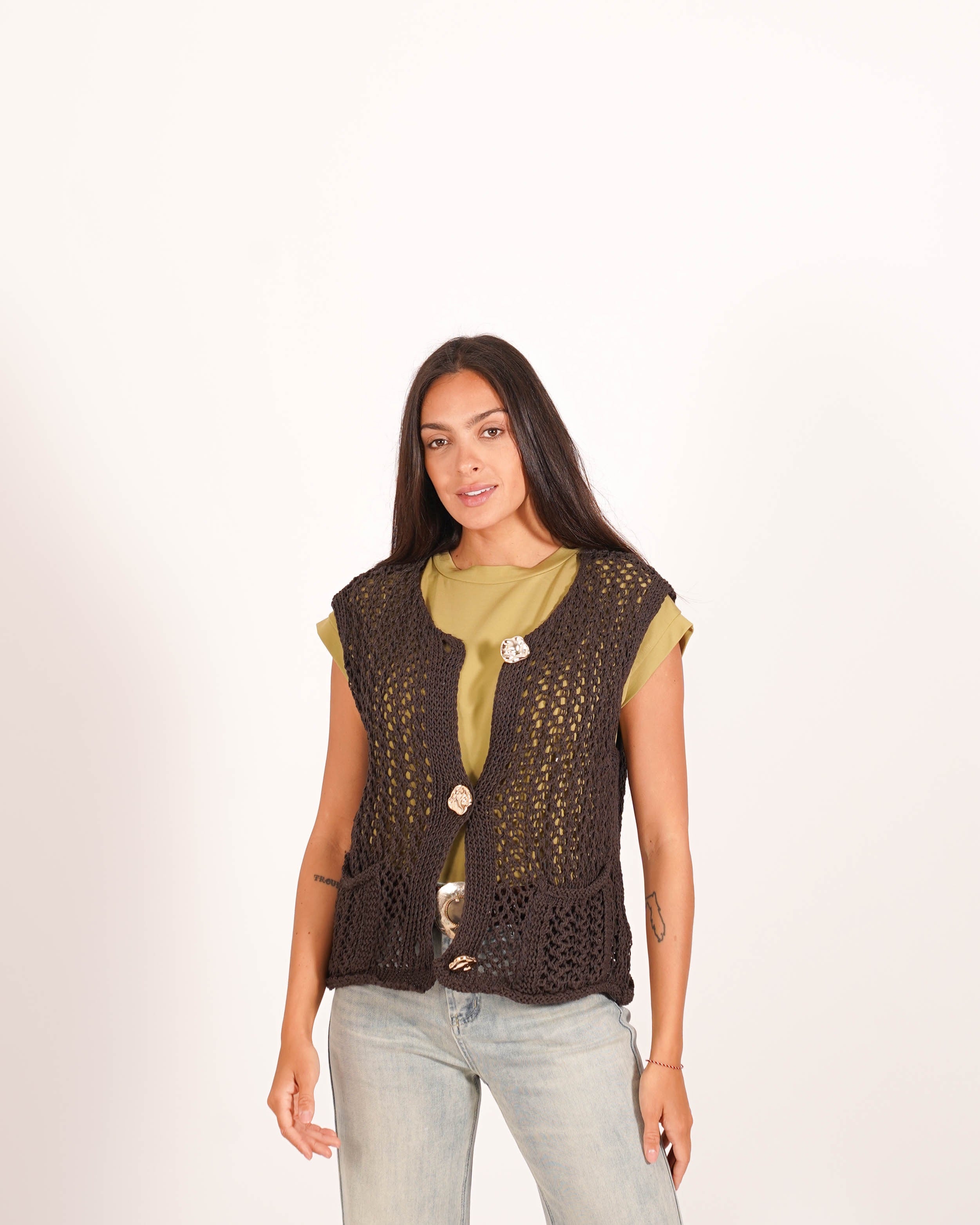 Gilet smanicato con bottoni in oro e tasche frontali - Provvidenza
