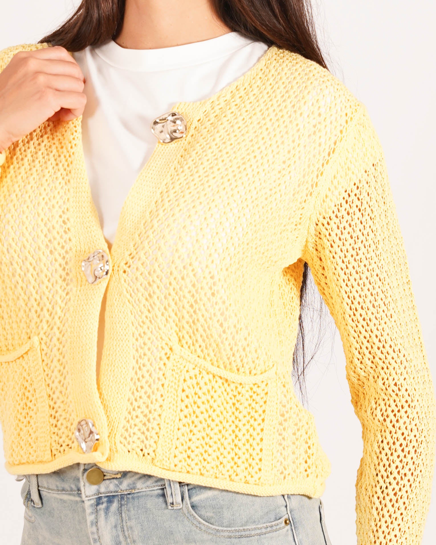 Cardigan in filo di cotone con bottoni oro e tasche frontali - Canarino