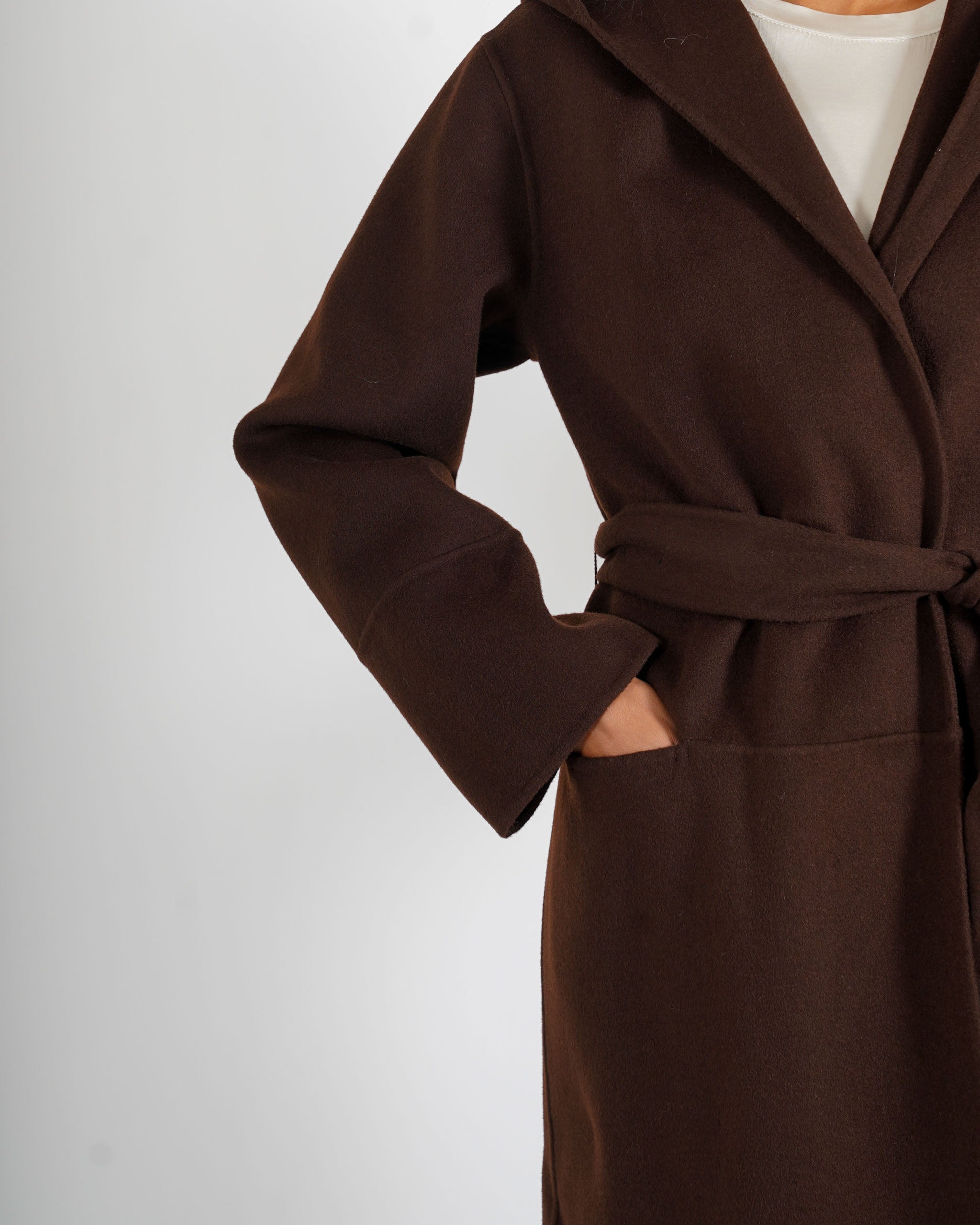Cappotto lungo con cappuccio e cintura removibile in tessuto double di lana - Bertolucci