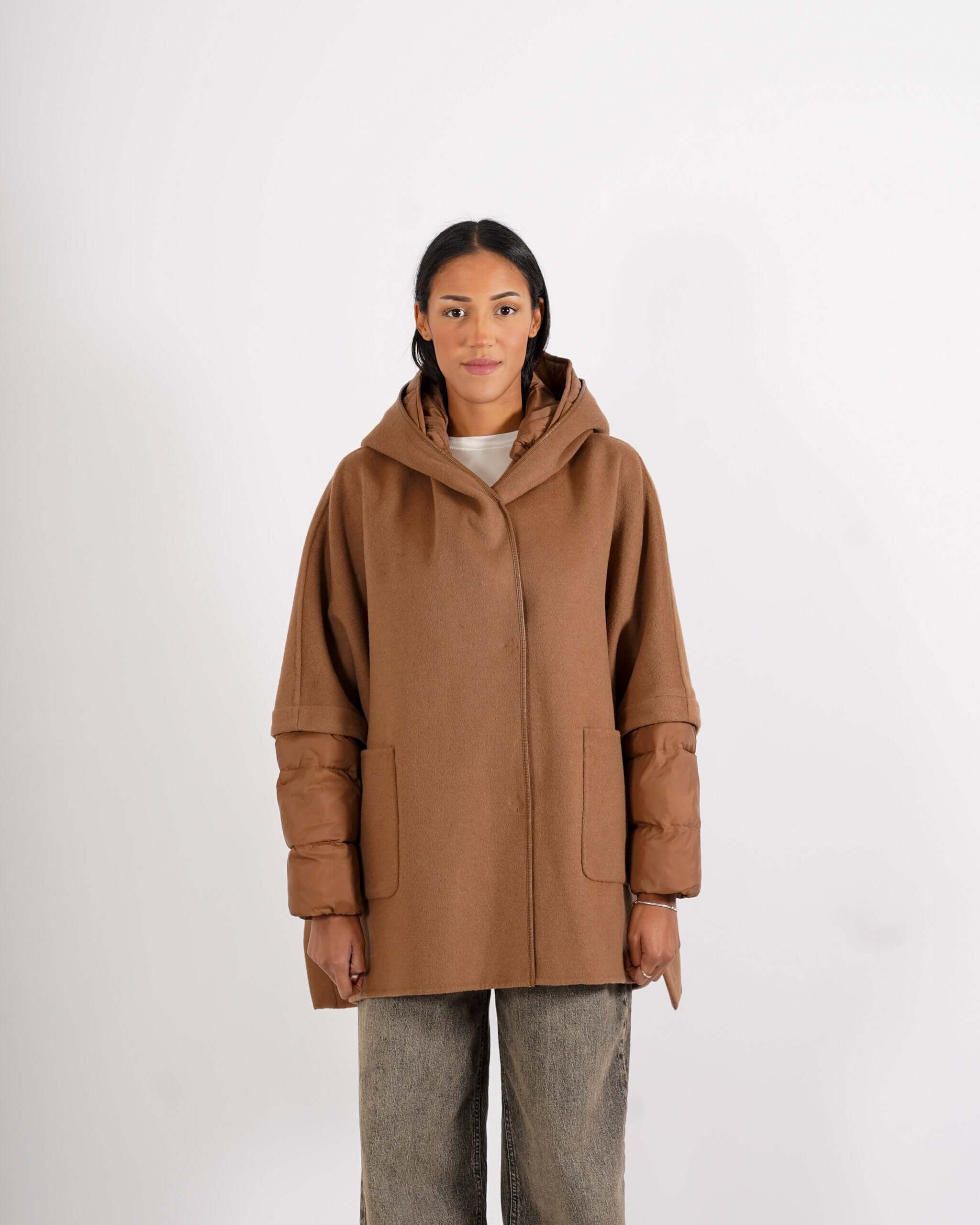 Cappa in mano lana con polsini e cappuccio in trapuntina removibile - Eufemia - Hope Fashion