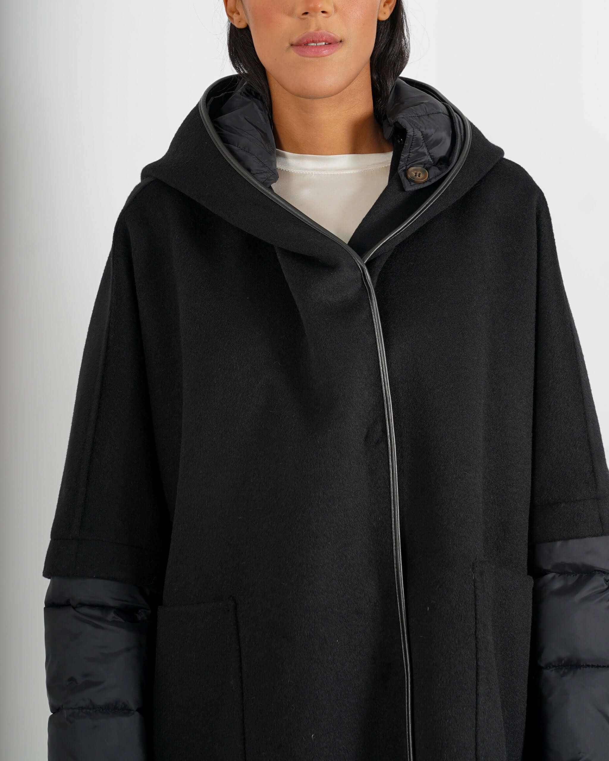 Cappa in mano lana con polsini e cappuccio in trapuntina removibile - Eufemia - Hope Fashion