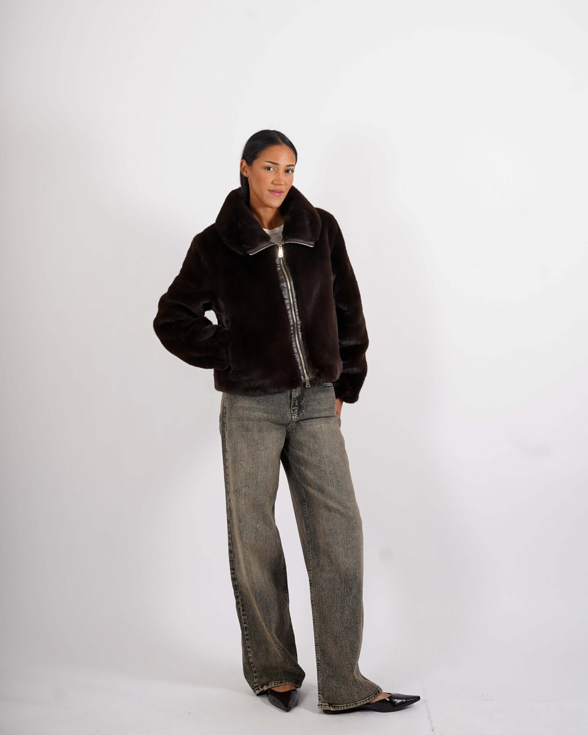 Bomber con cappuccio e zip in eco fur - Laguna - Hope Fashion