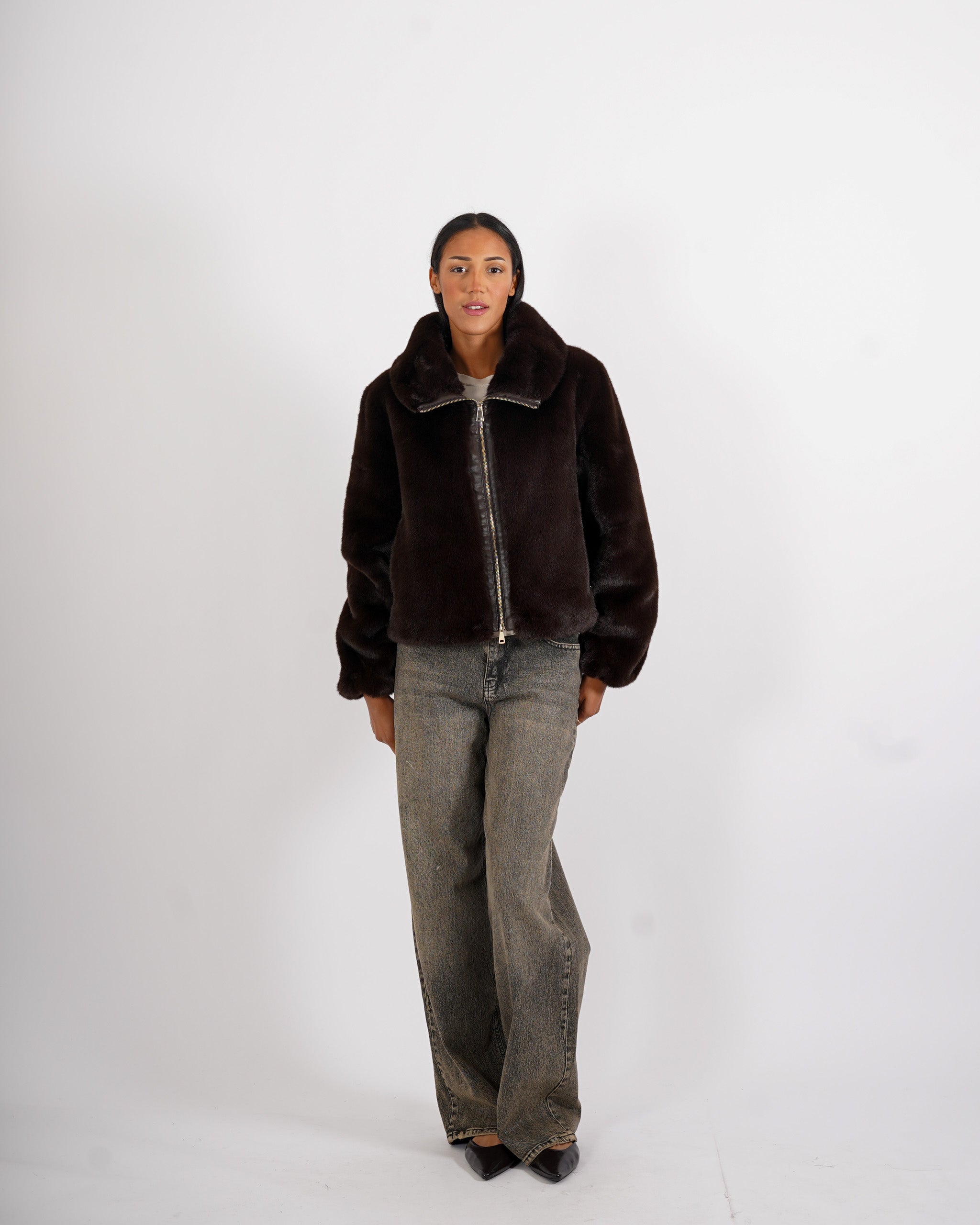 Bomber con cappuccio e zip in eco fur - Laguna