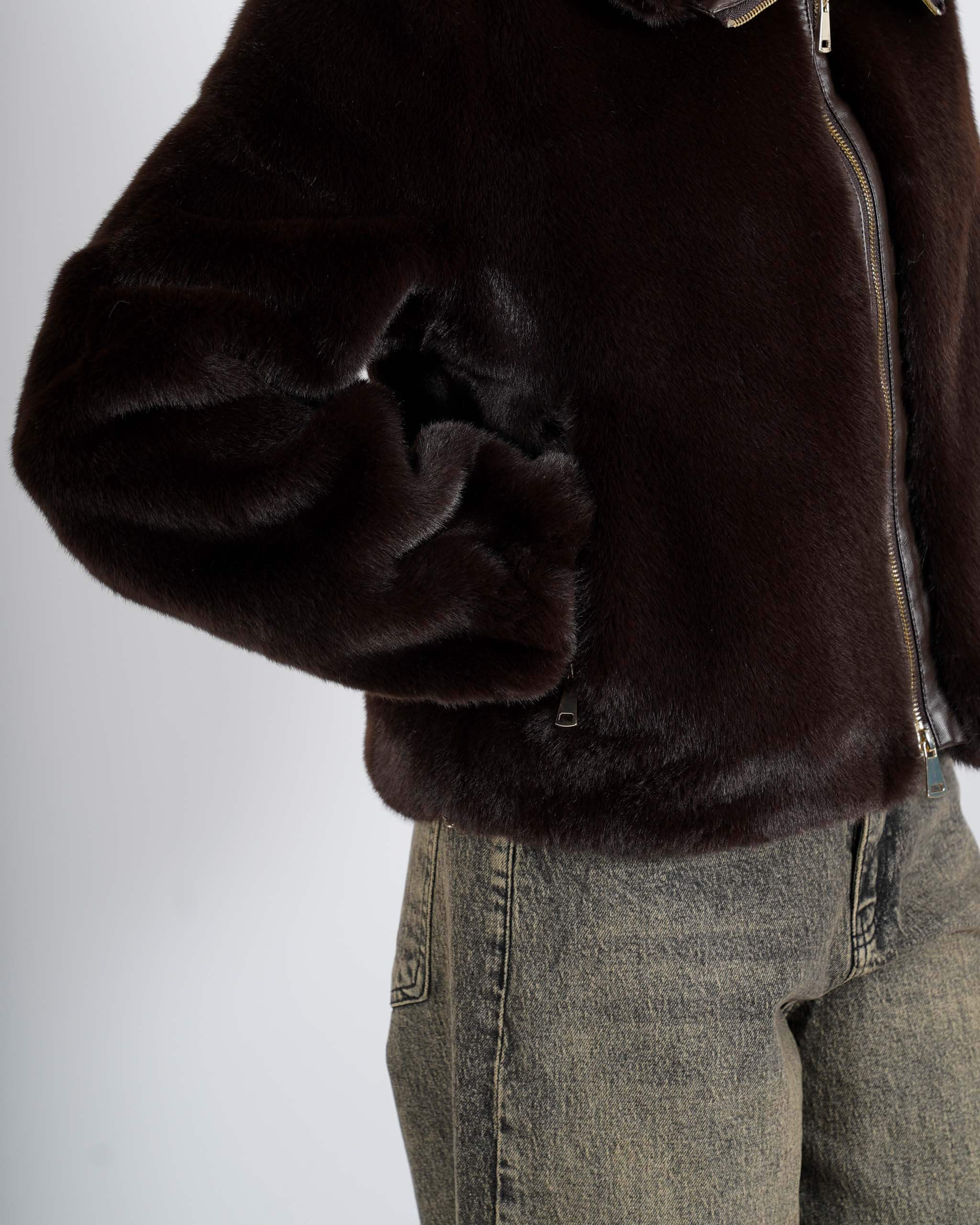 Bomber con cappuccio e zip in eco fur - Laguna - Hope Fashion