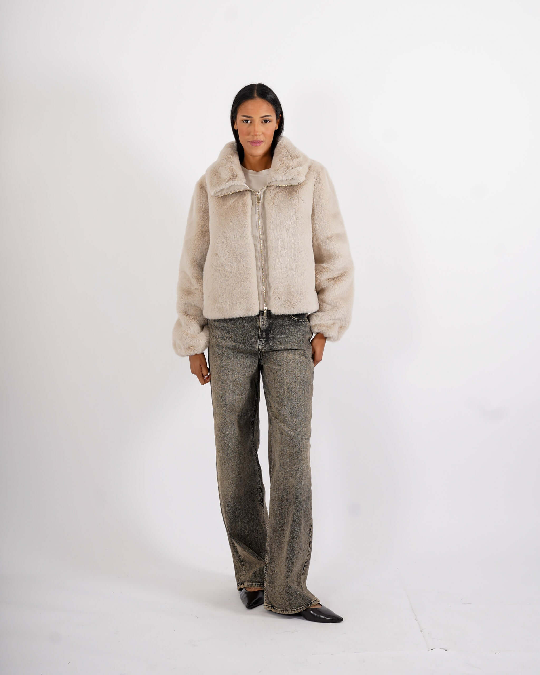 Bomber con cappuccio e zip in eco fur - Laguna - Hope Fashion