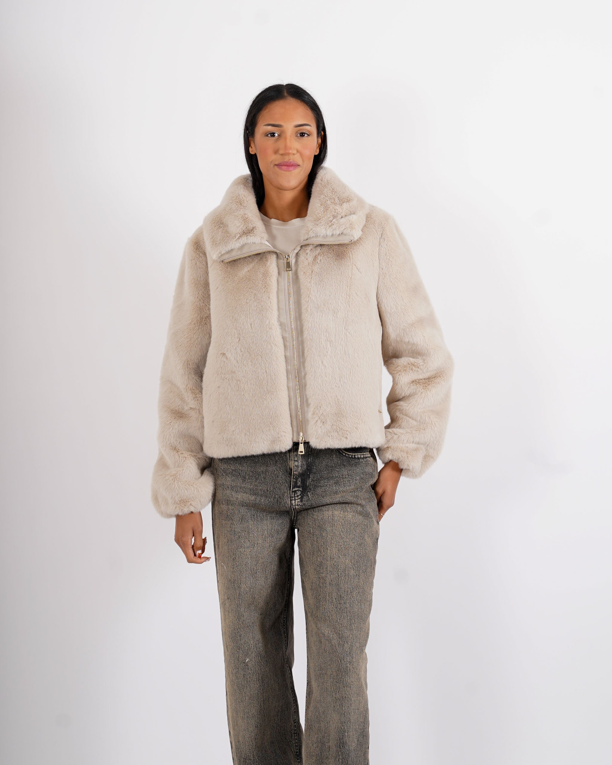 Bomber con cappuccio e zip in eco fur - Laguna