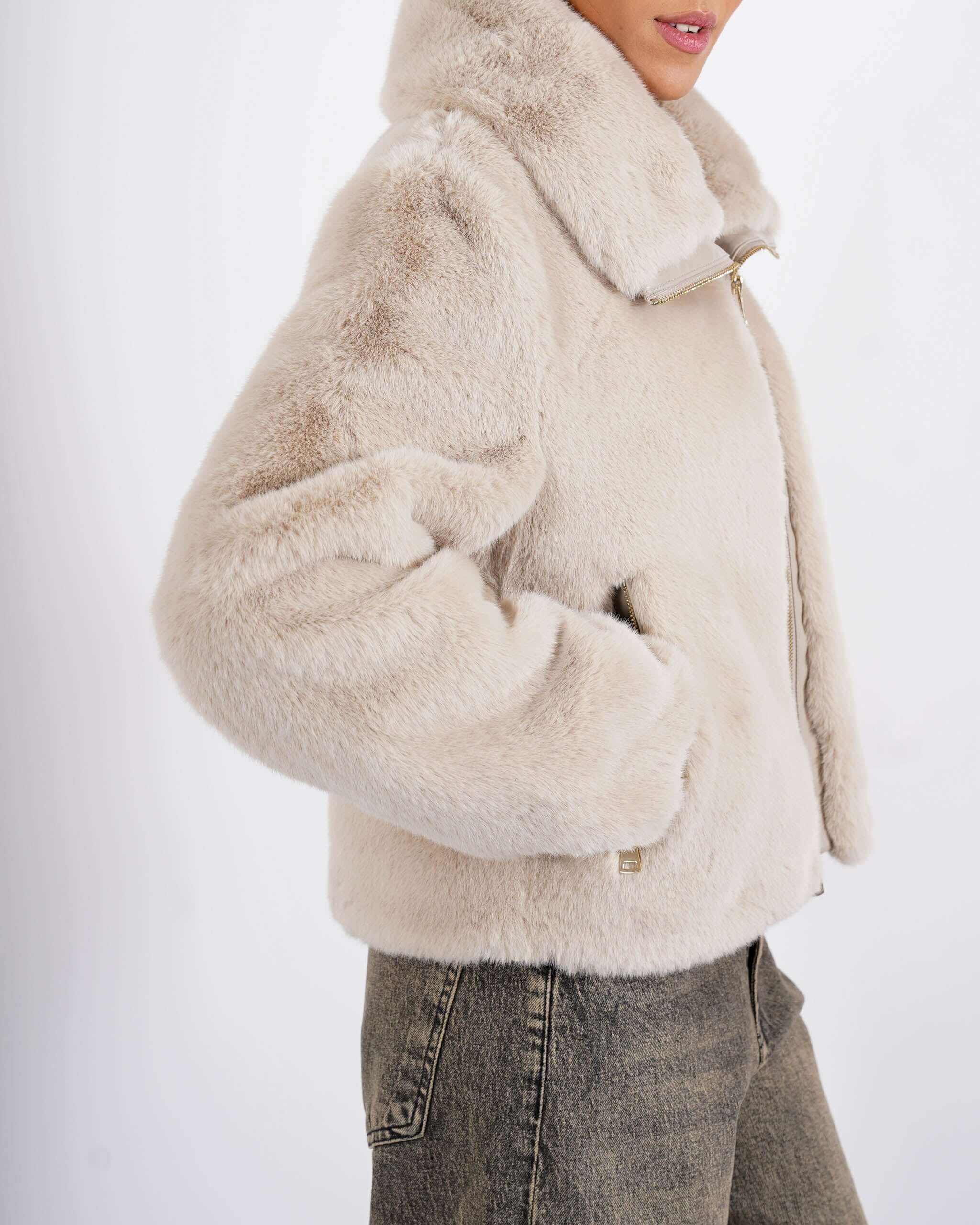 Bomber con cappuccio e zip in eco fur - Laguna - Hope Fashion
