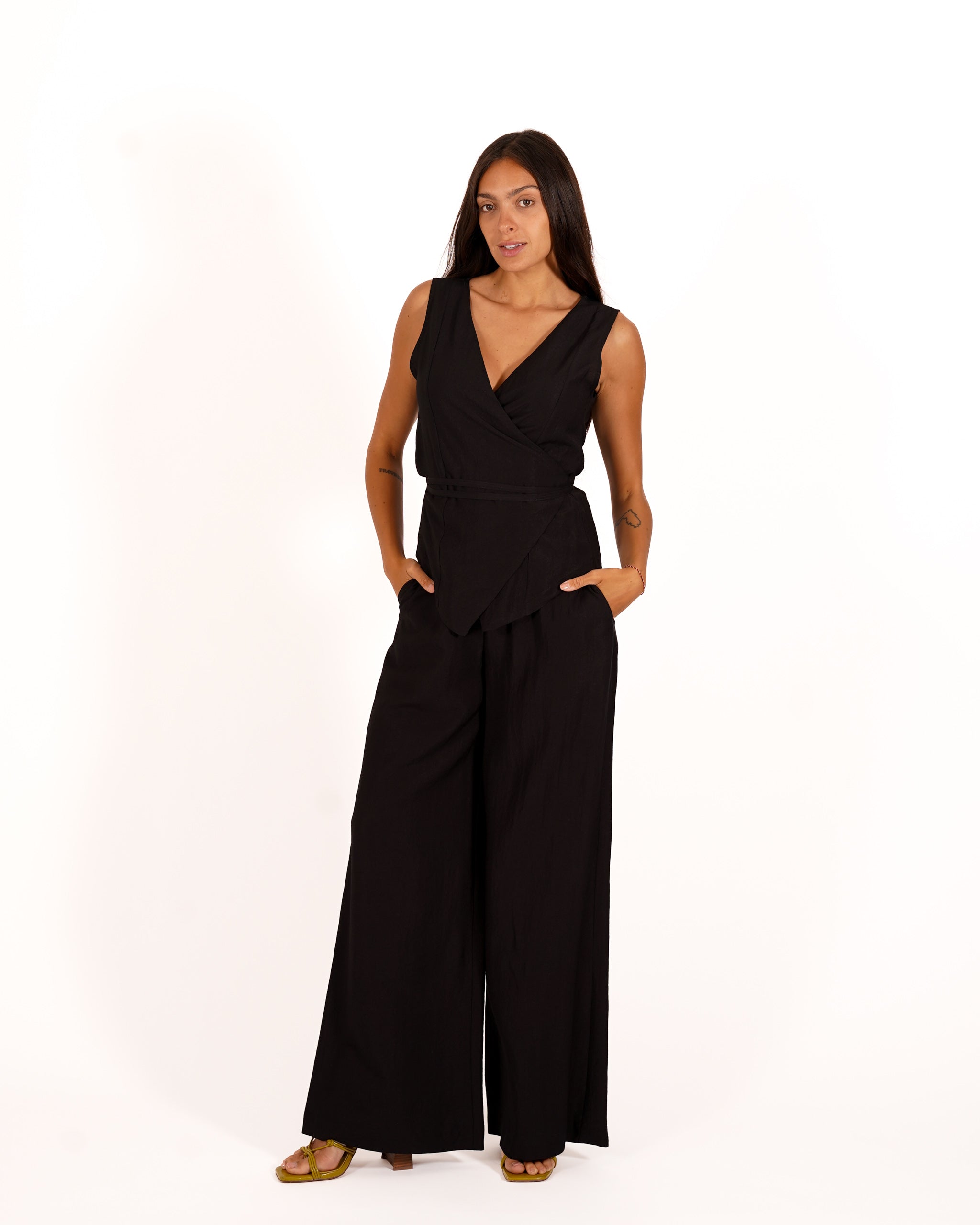 Coordinato gilet e pantaloni in ecofibra - Layla