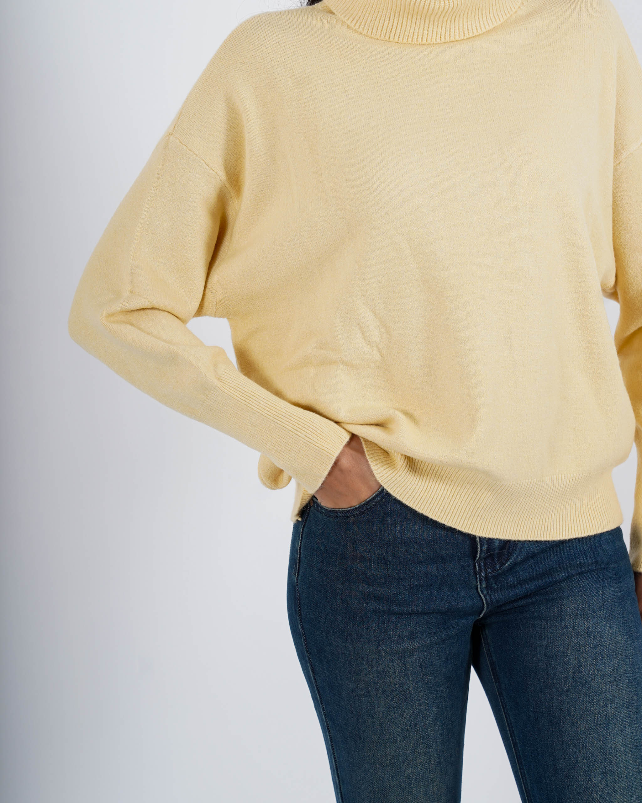 Maglia collo alto in mano viscosa - Neeson