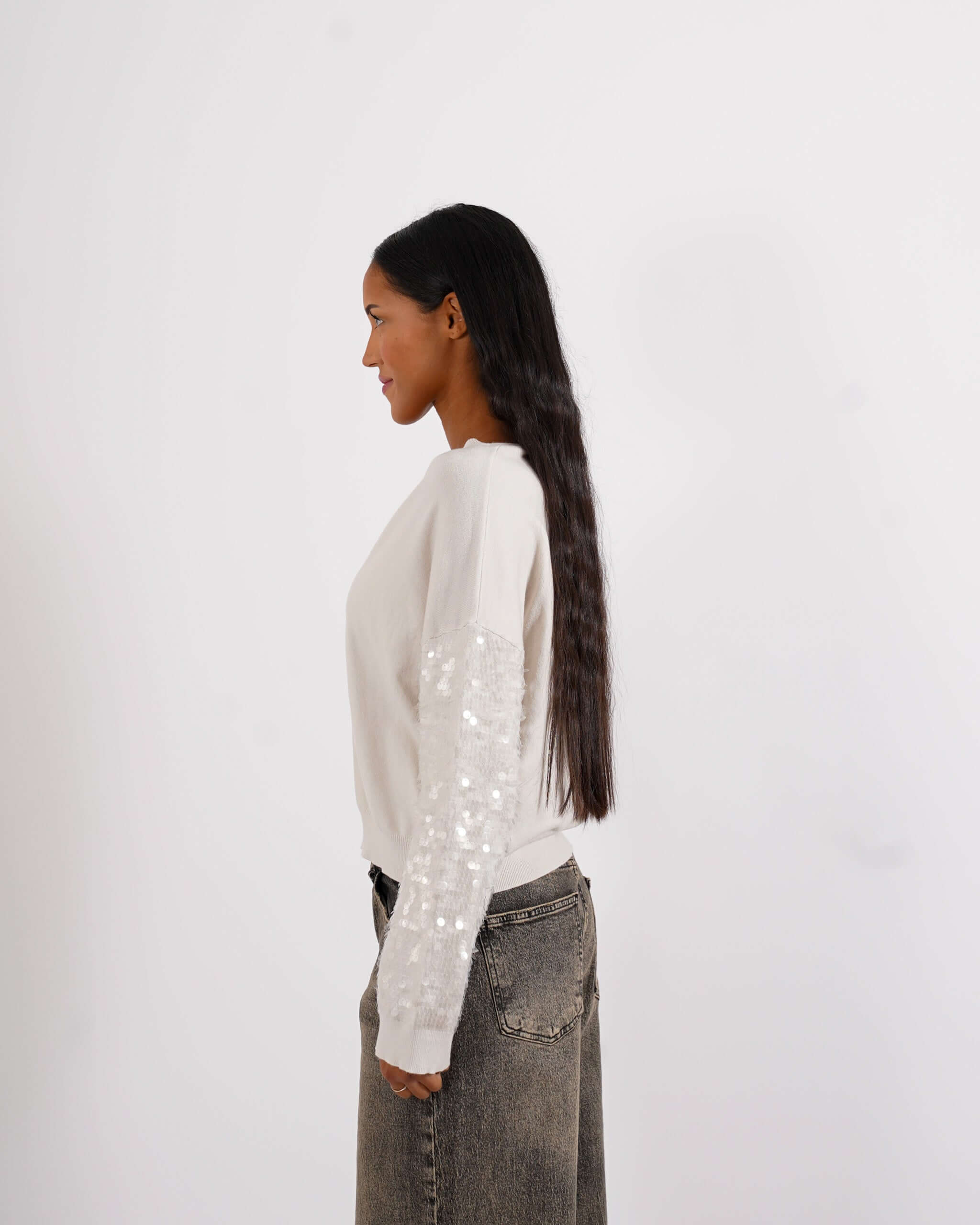Maglia scollo a v con paillettes su maniche - Barnaba - Hope Fashion