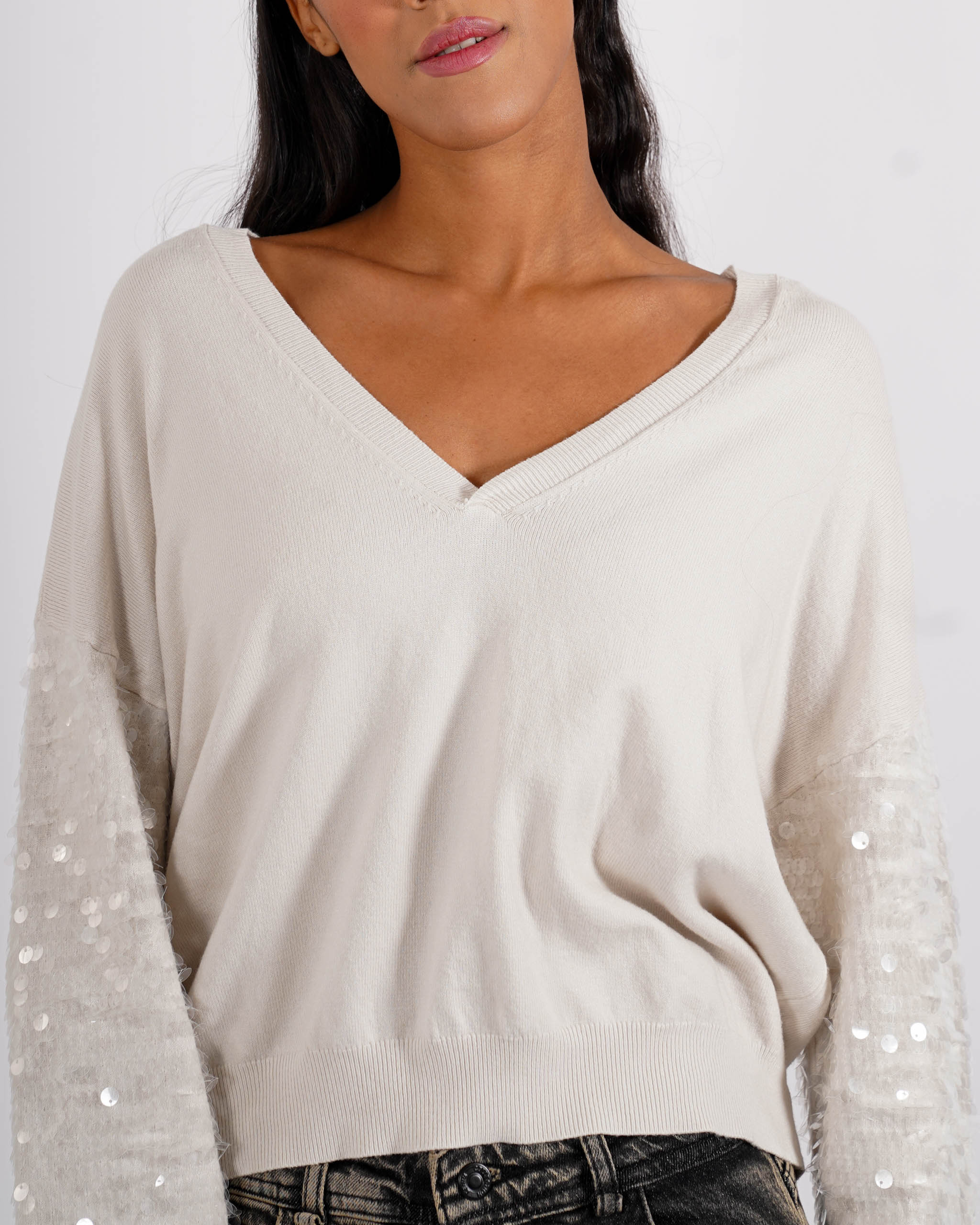 Maglia scollo a v con paillettes su maniche - Barnaba