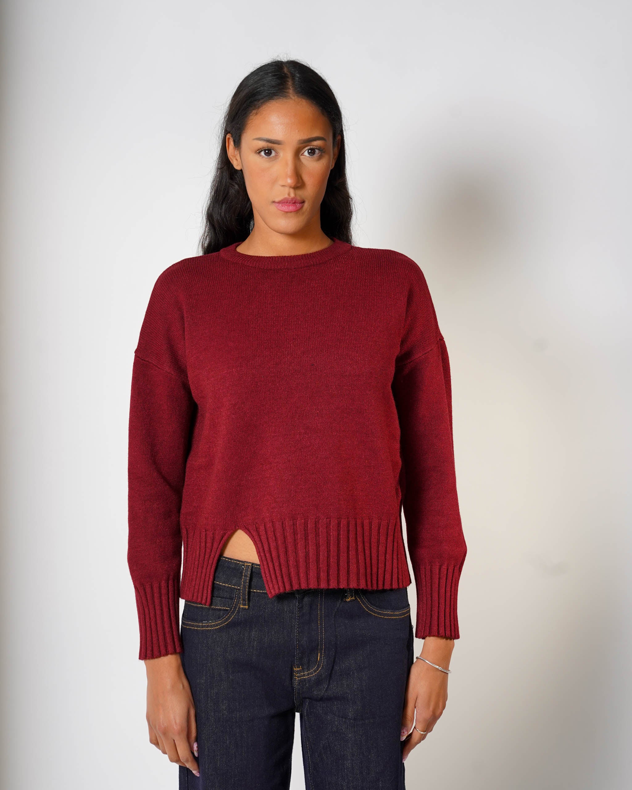 Maglia girocollo minimal con spacco frontale - Fulgenzia