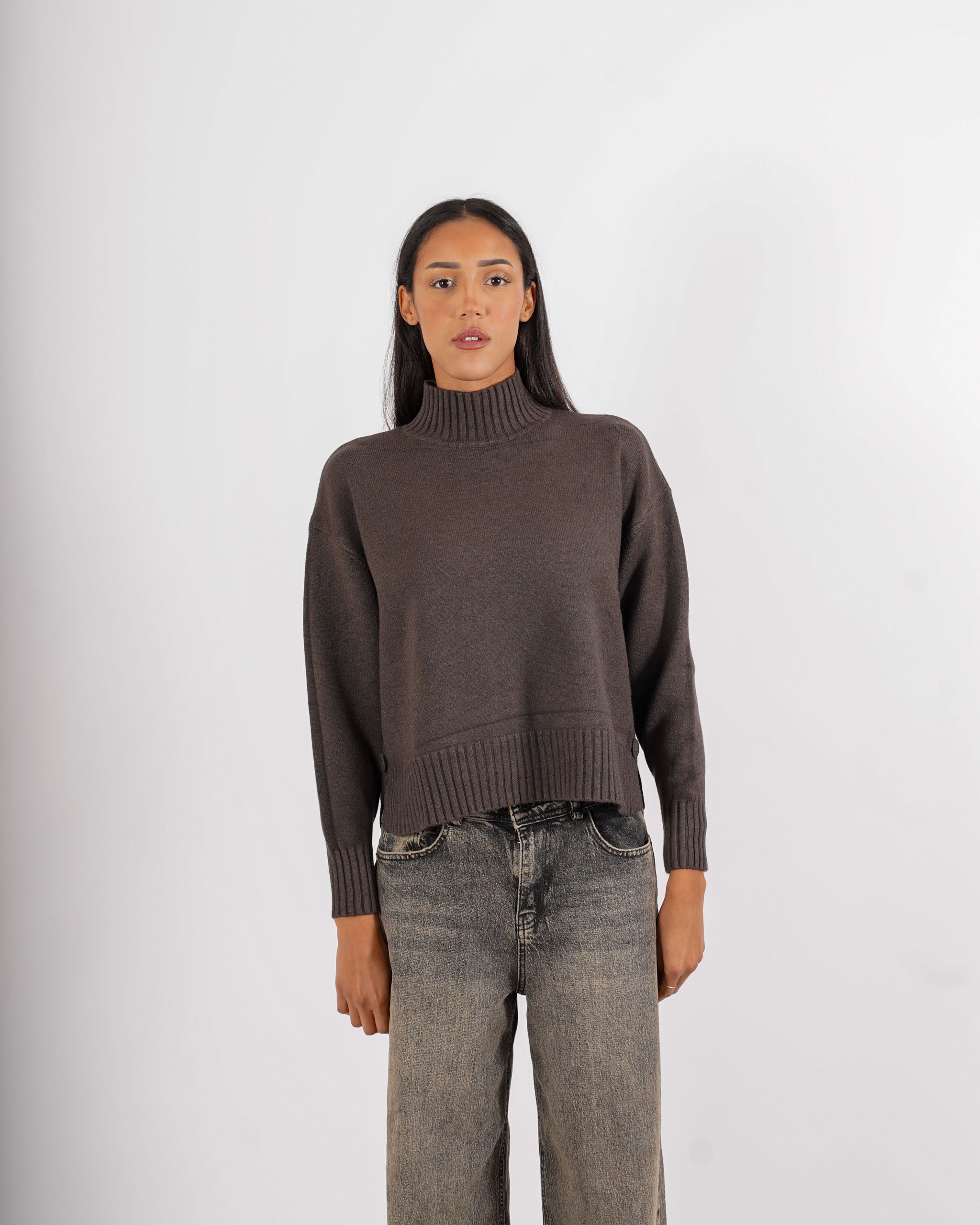 Maglia collo alto con bottoni laterali - Guglielma