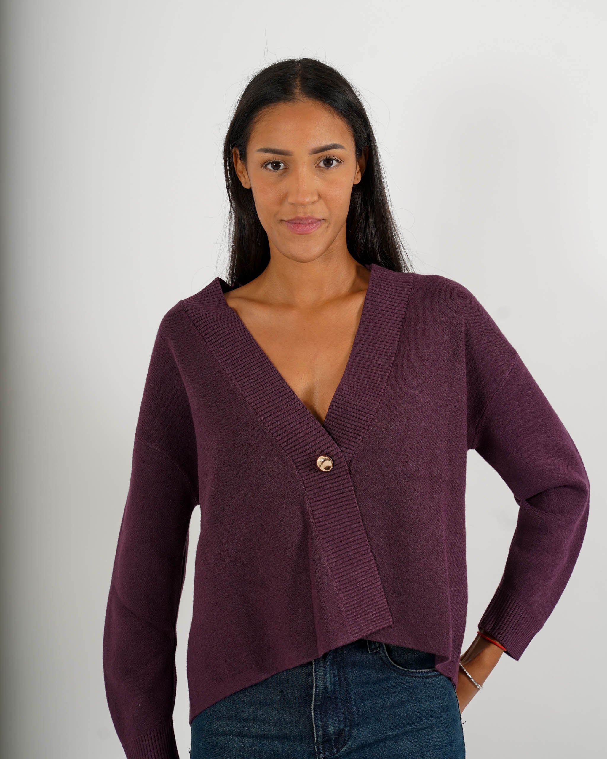 Cardigan in maglia con un bottone oro - Ilaria