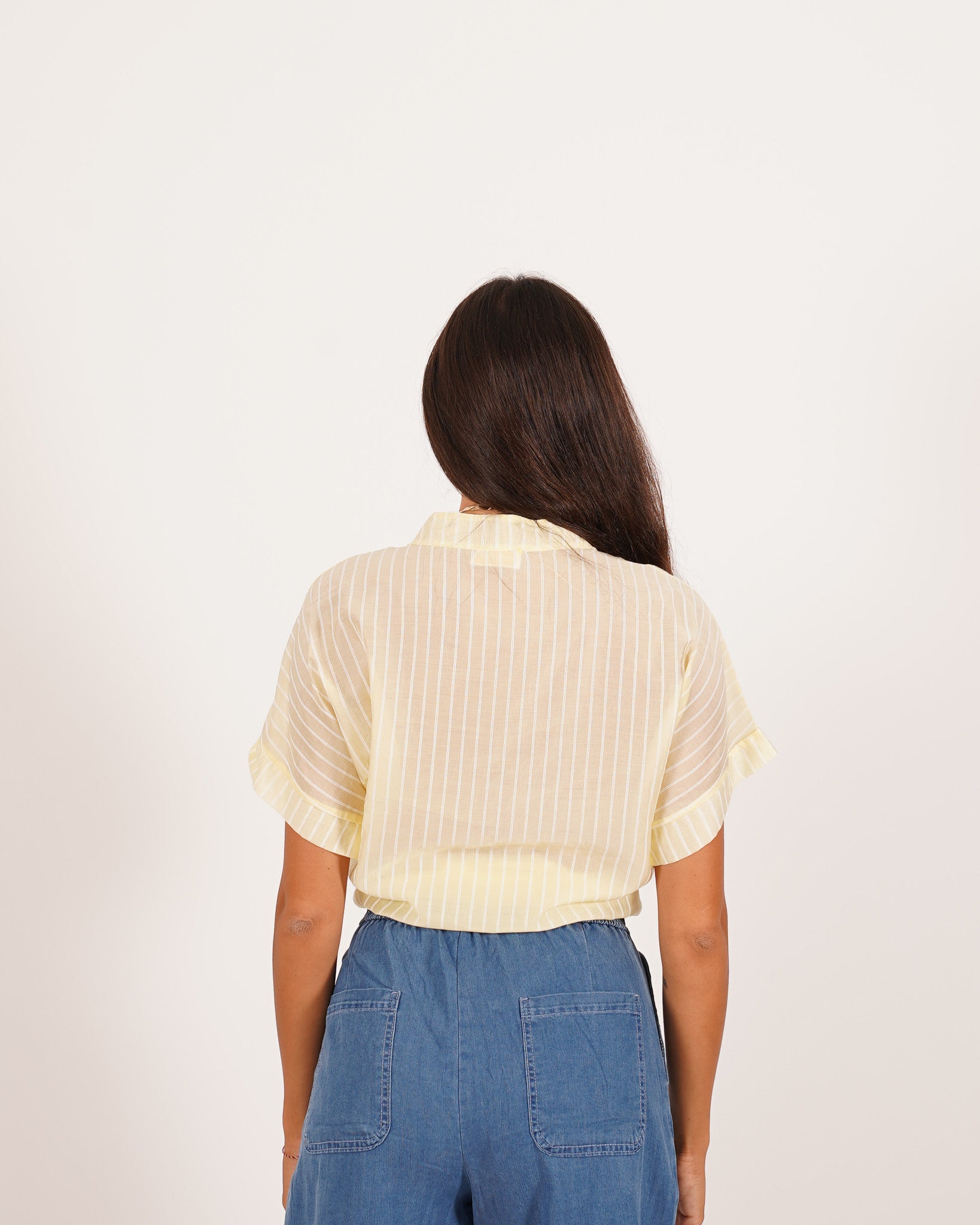 Camicia rigata mezza manica e nodo frontale - Adriana