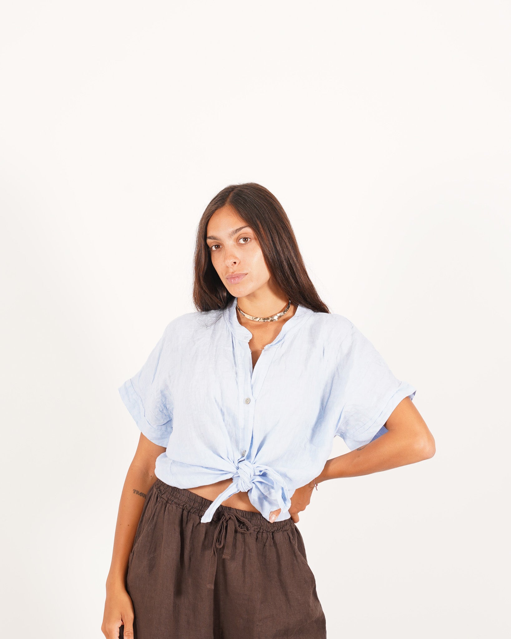 Camicia mezza manica con nodo frontale in lino - Montero