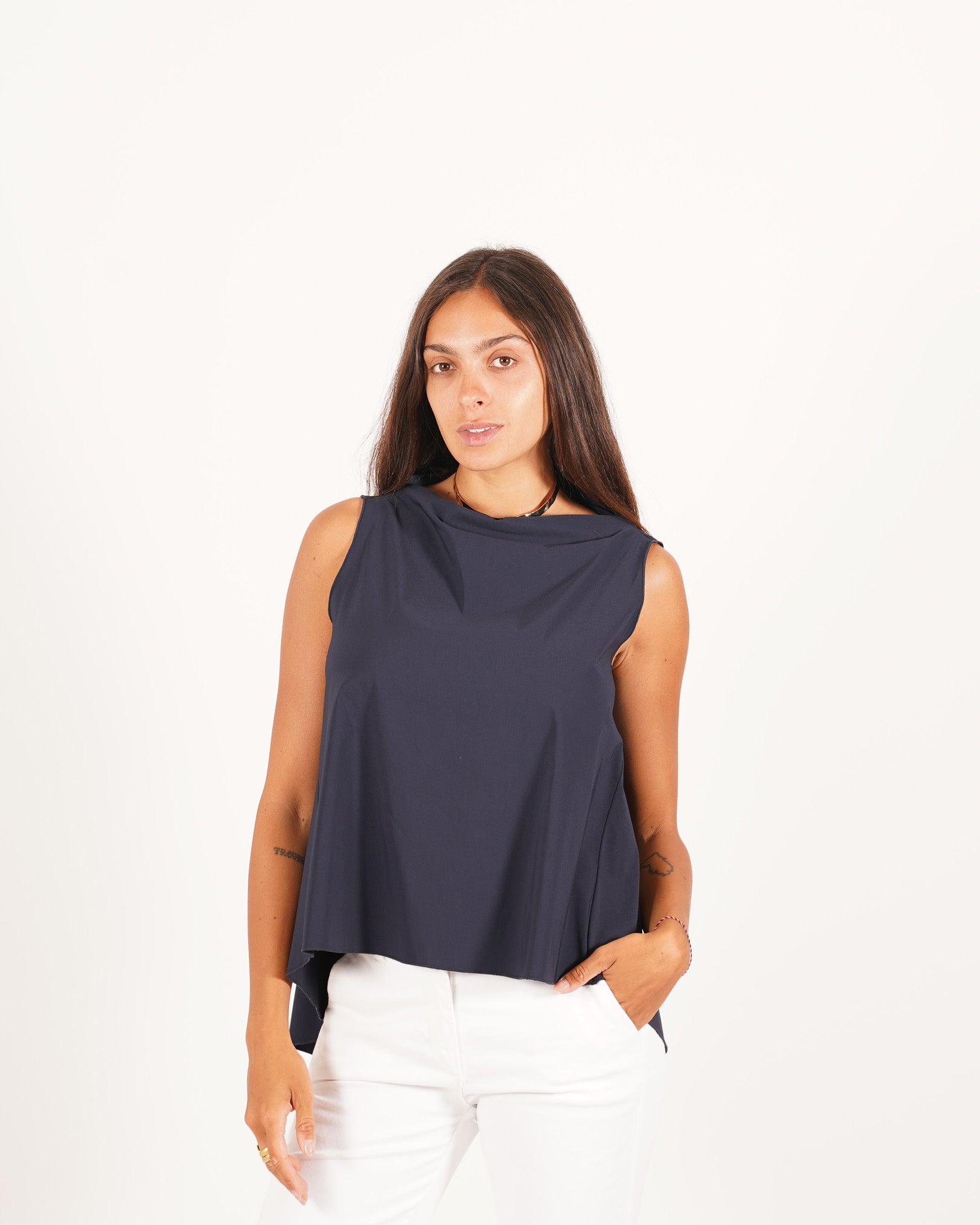 Blusa smanicata in bengalina stretch - Tricella