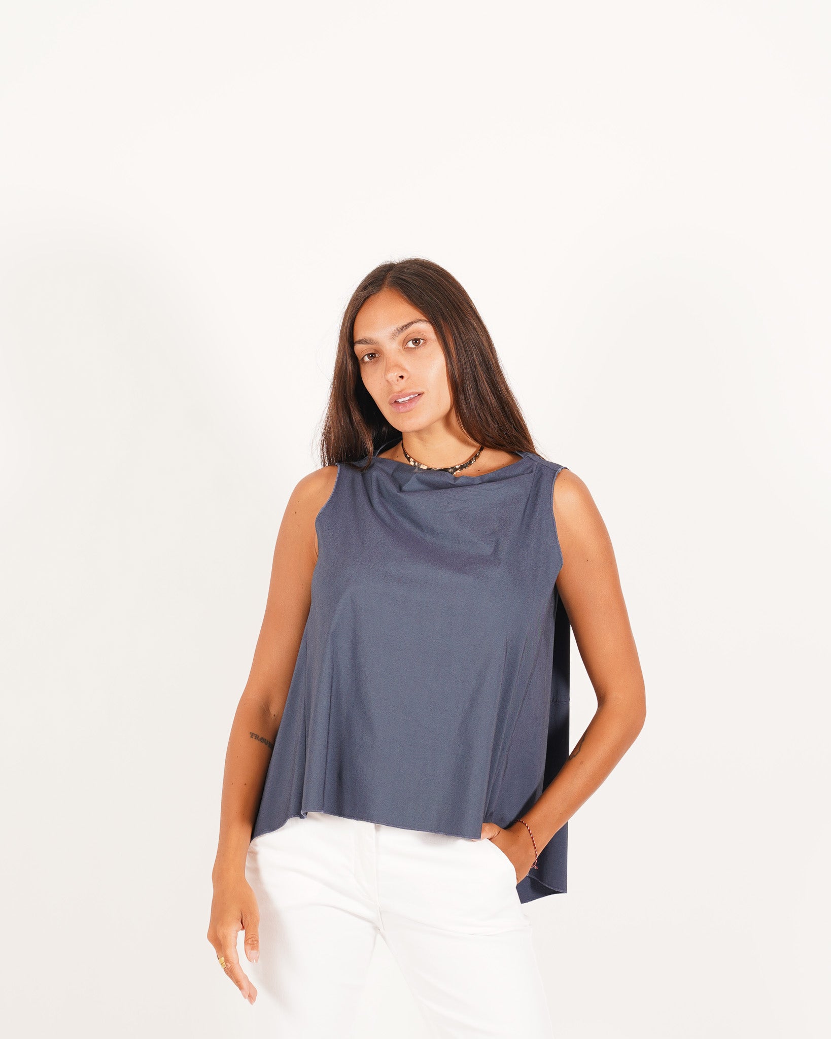 Blusa smanicata in bengalina stretch - Tricella