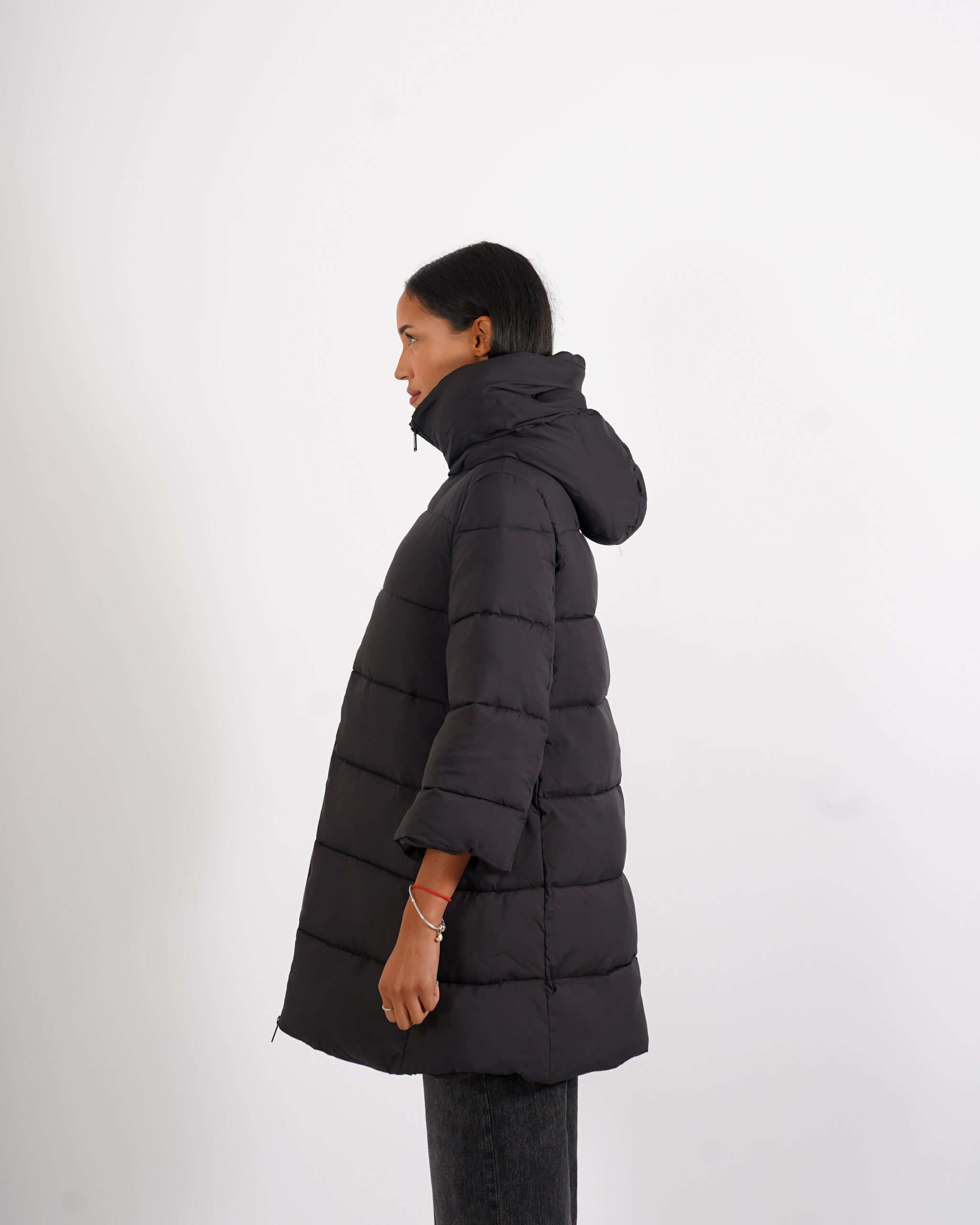 Piumino trapuntato con cappuccio, tasche a filo e chiusura con zip - Carla - Hope Fashion