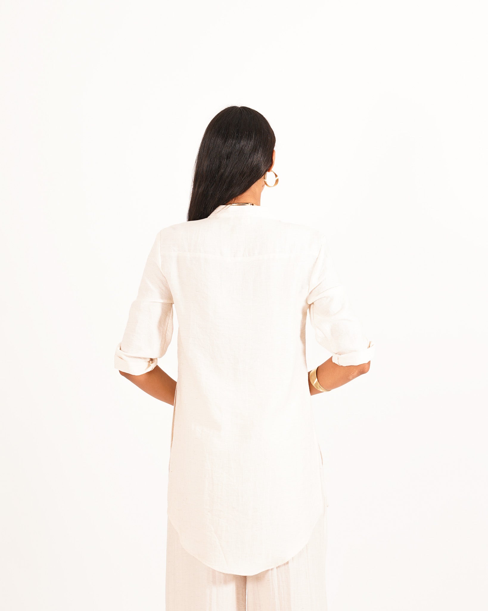 Coordinato camicia over con spacchi laterali e pantaloni fluidi - Masseria