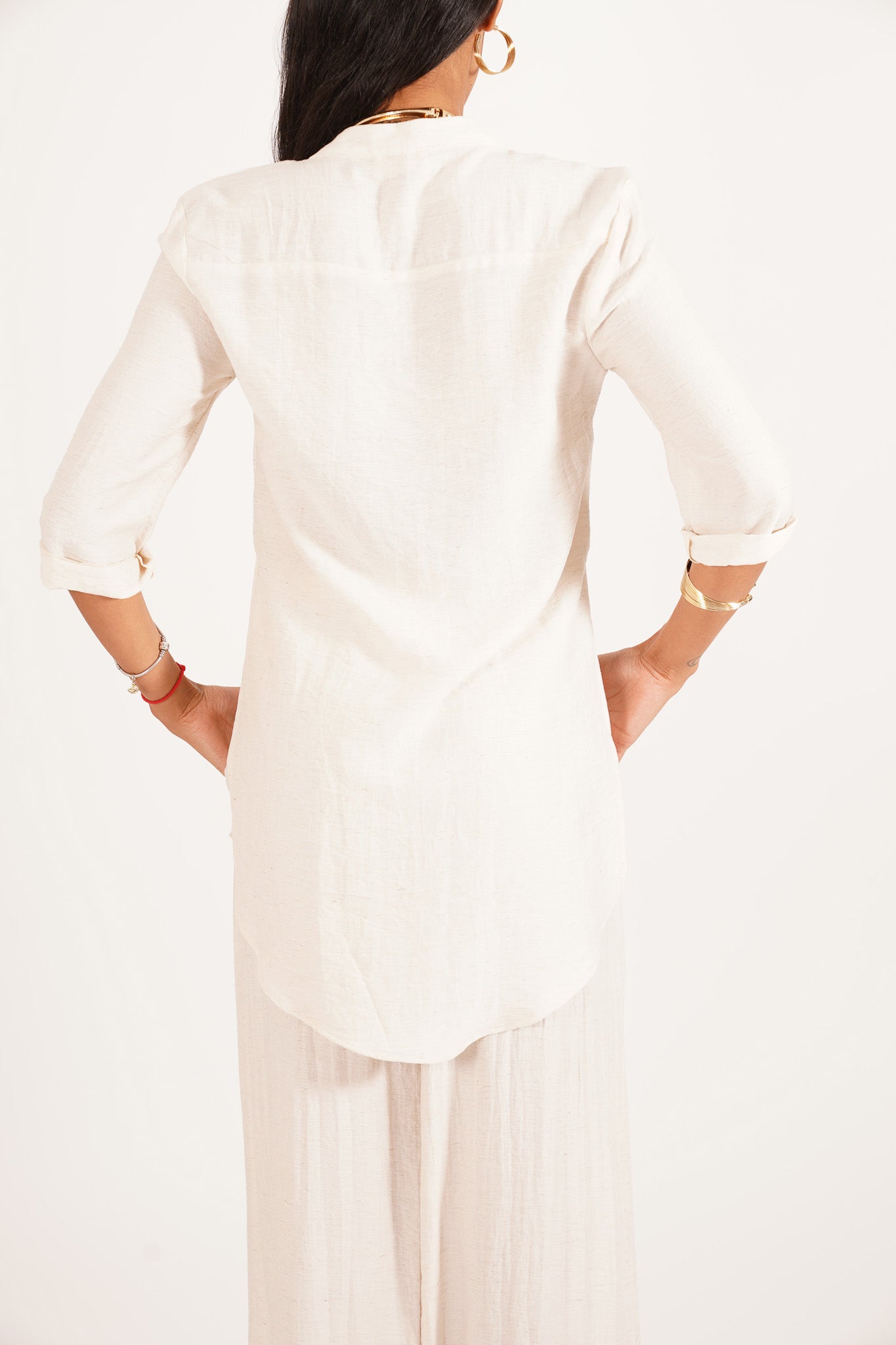 Coordinato camicia over con spacchi laterali e pantaloni fluidi - Masseria
