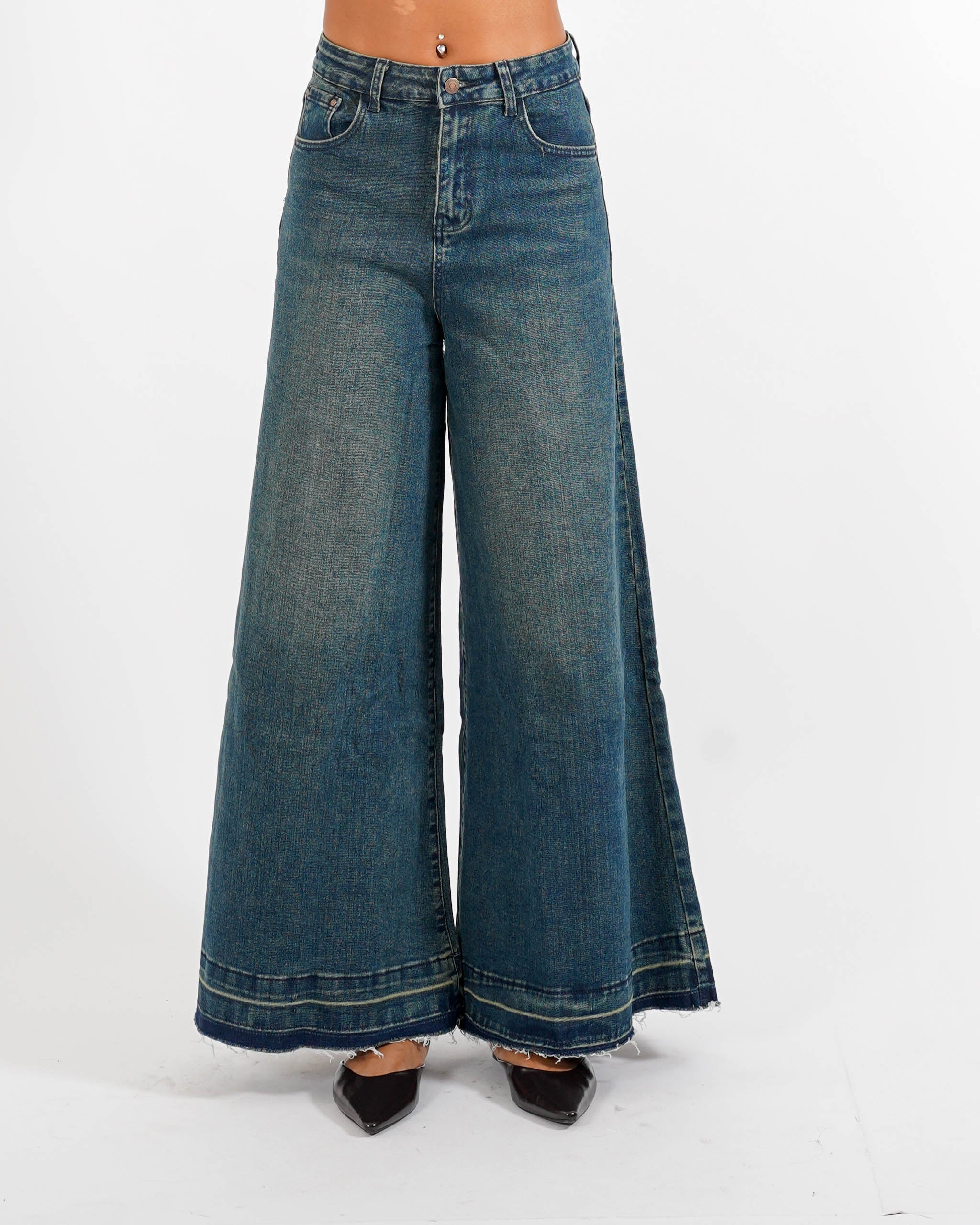 Jeans stretch gamba larga sul fondo con vita regolare - Soledad - Hope Fashion