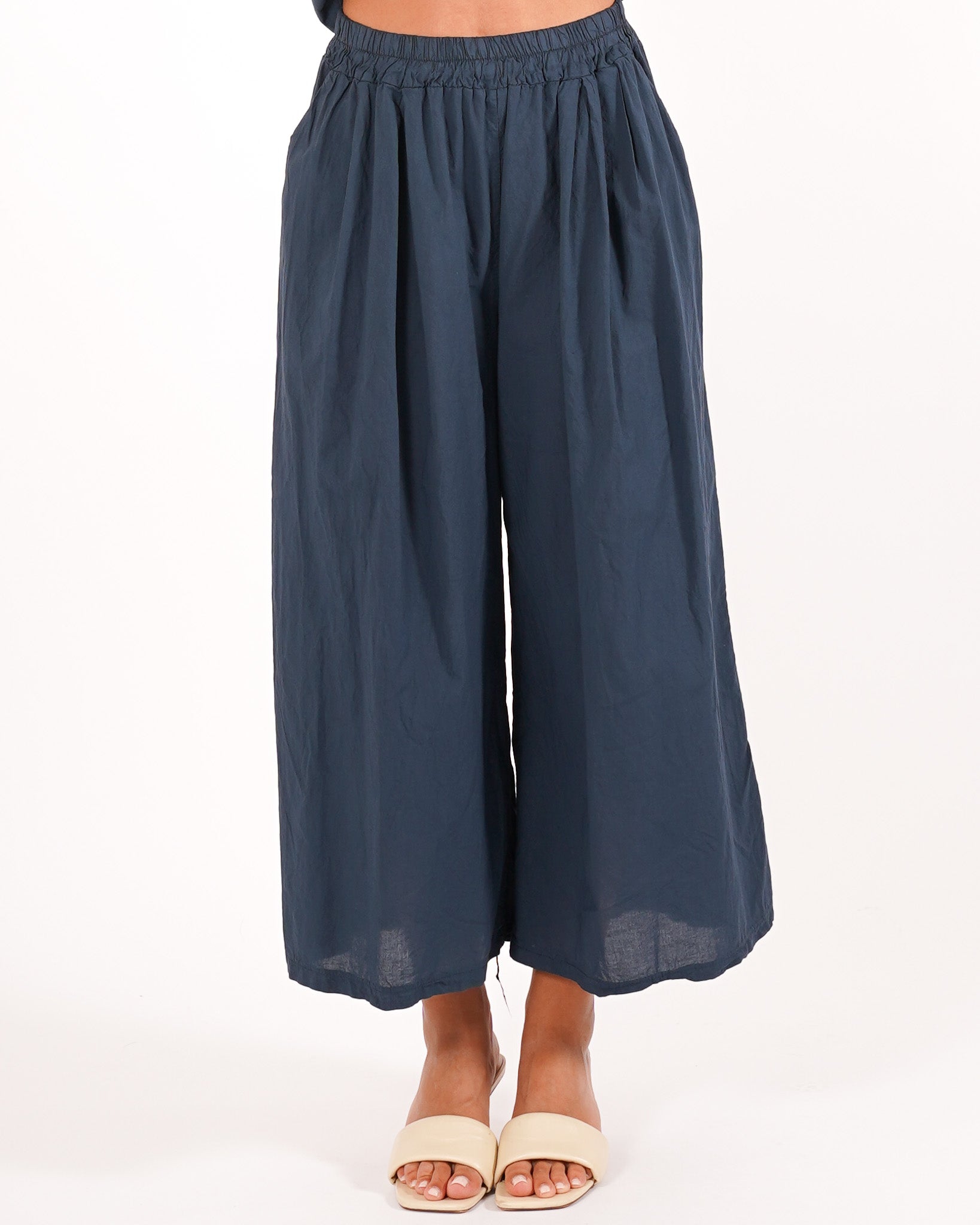 Coordinato camicia con nodo e pantaloni cropped - Dulcinea