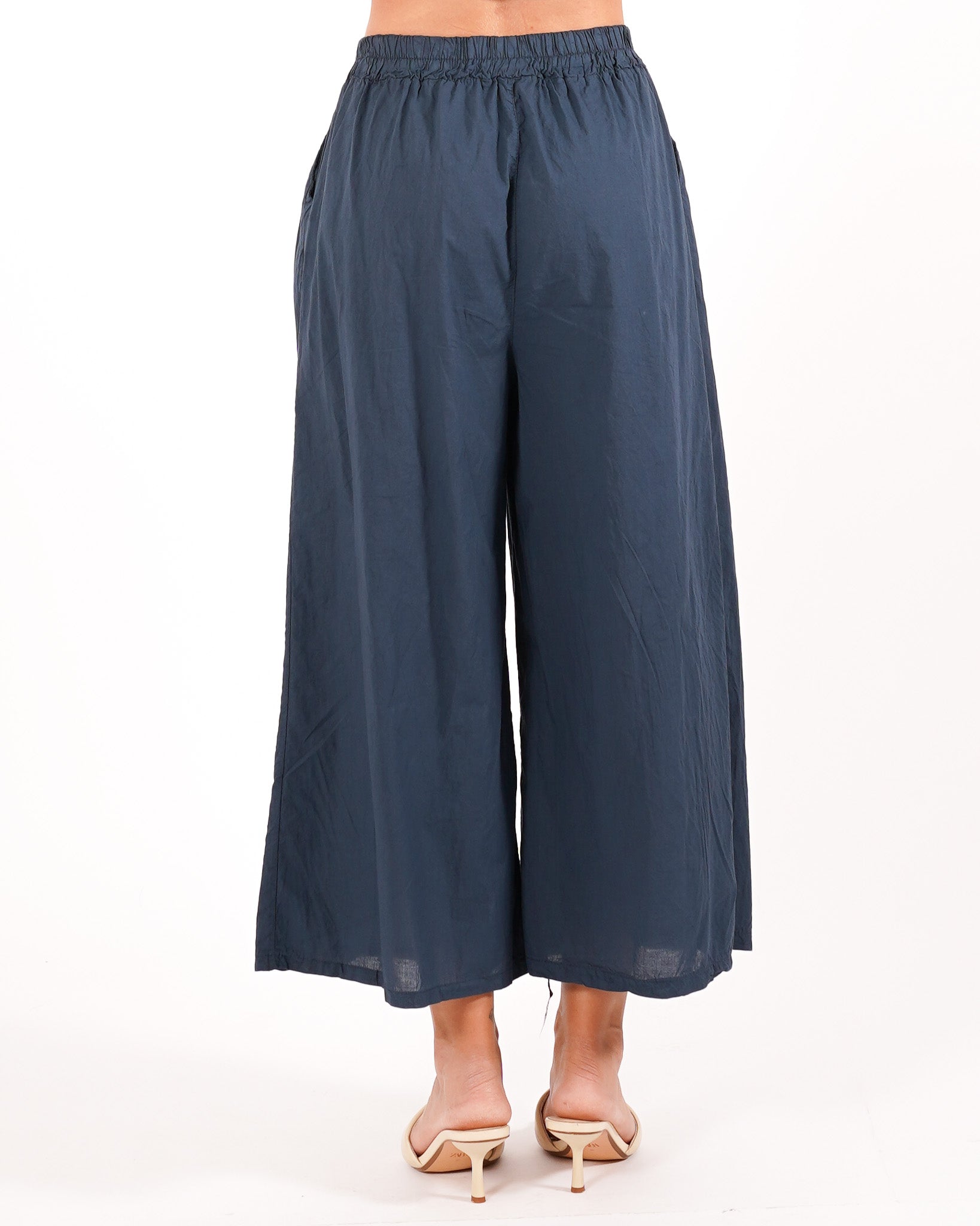 Coordinato camicia con nodo e pantaloni cropped - Dulcinea