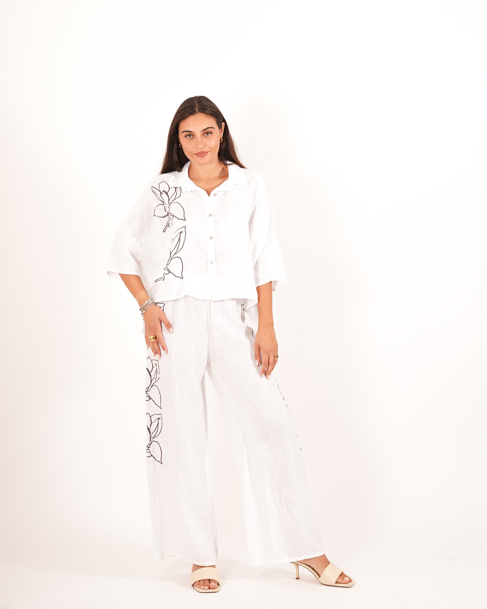 Coordinato camicia e pantaloni con disegno fiore - Corazon