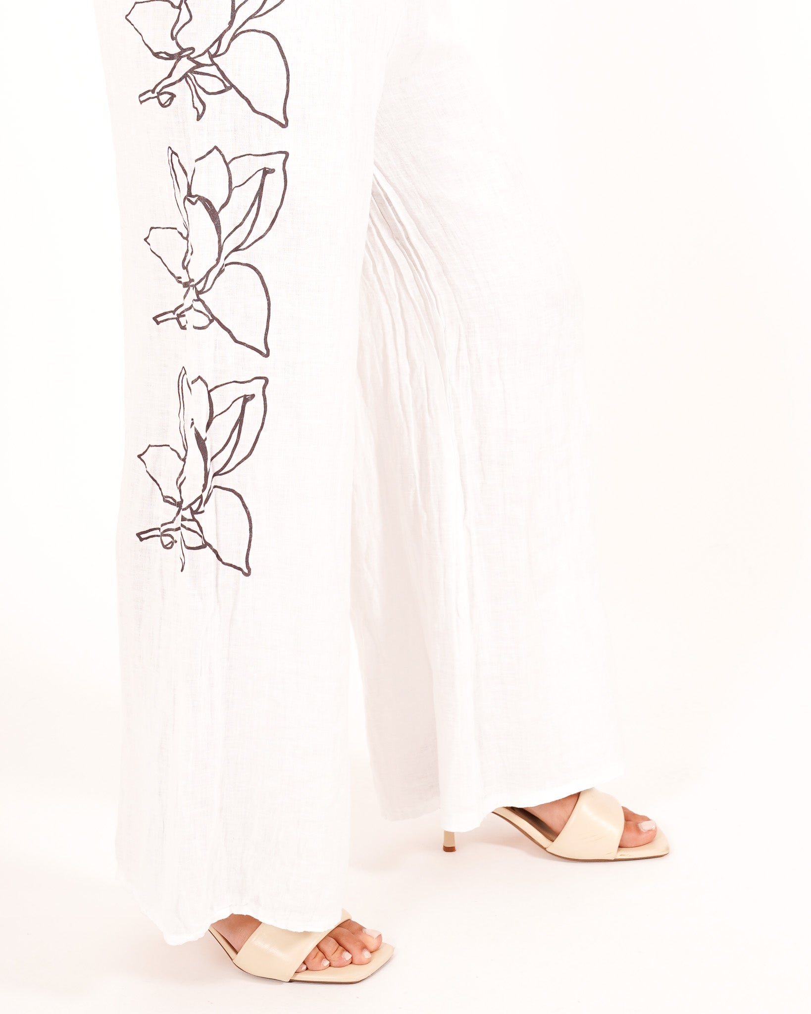 Coordinato camicia e pantaloni con disegno fiore - Corazon