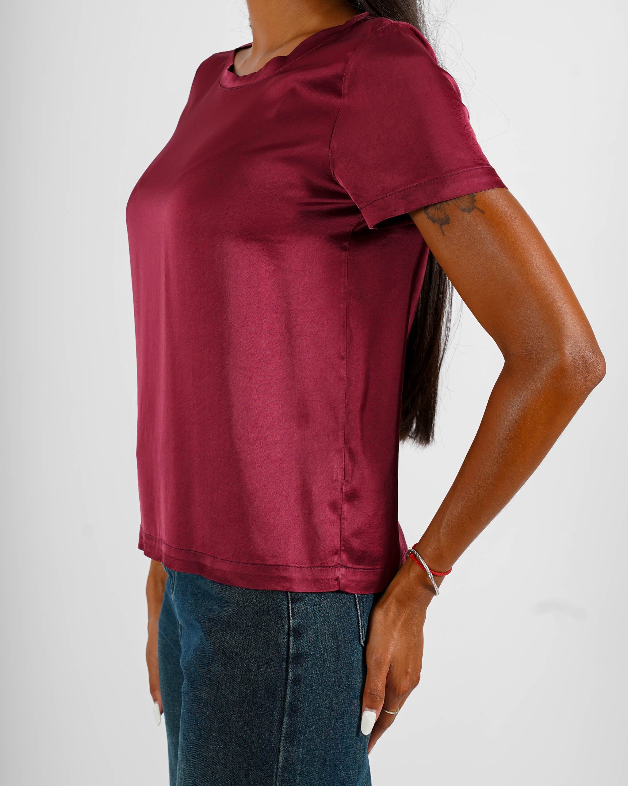 Blusa girocollo mezza manica in raso - Rewill
