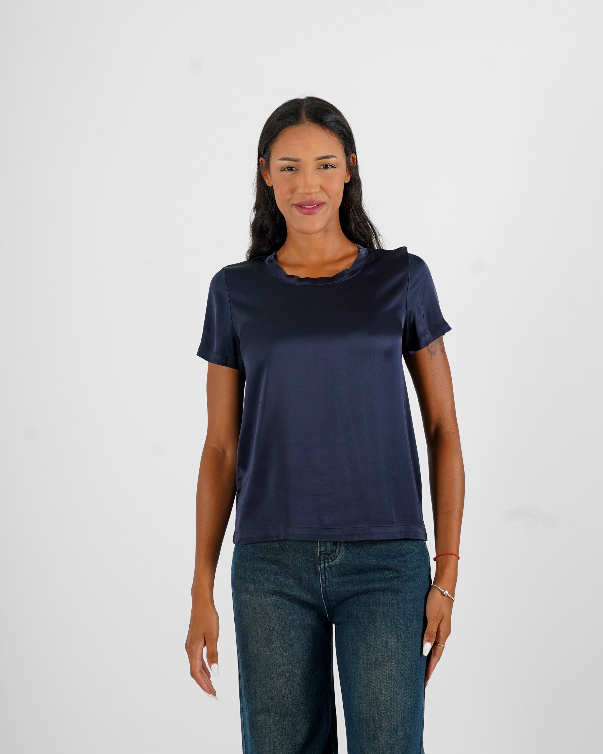 Blusa girocollo mezza manica in raso - Rewill