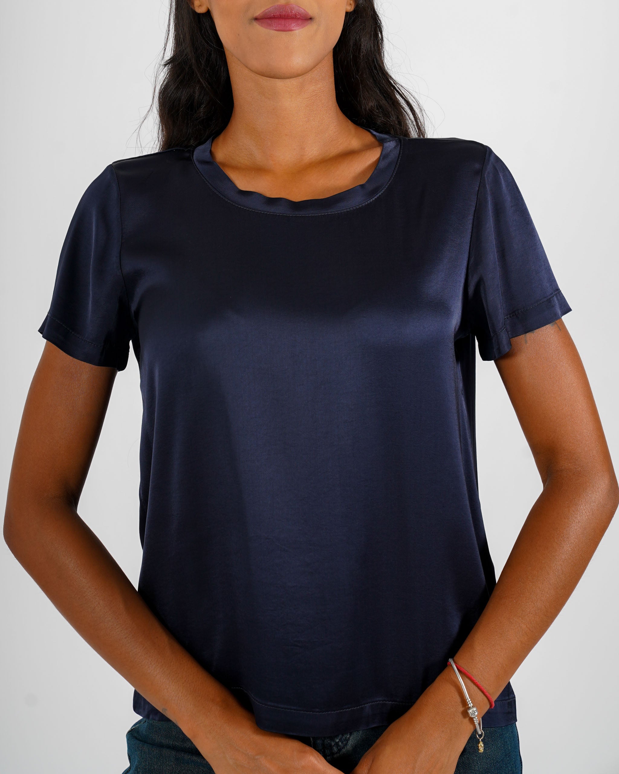 Blusa girocollo mezza manica in raso - Rewill