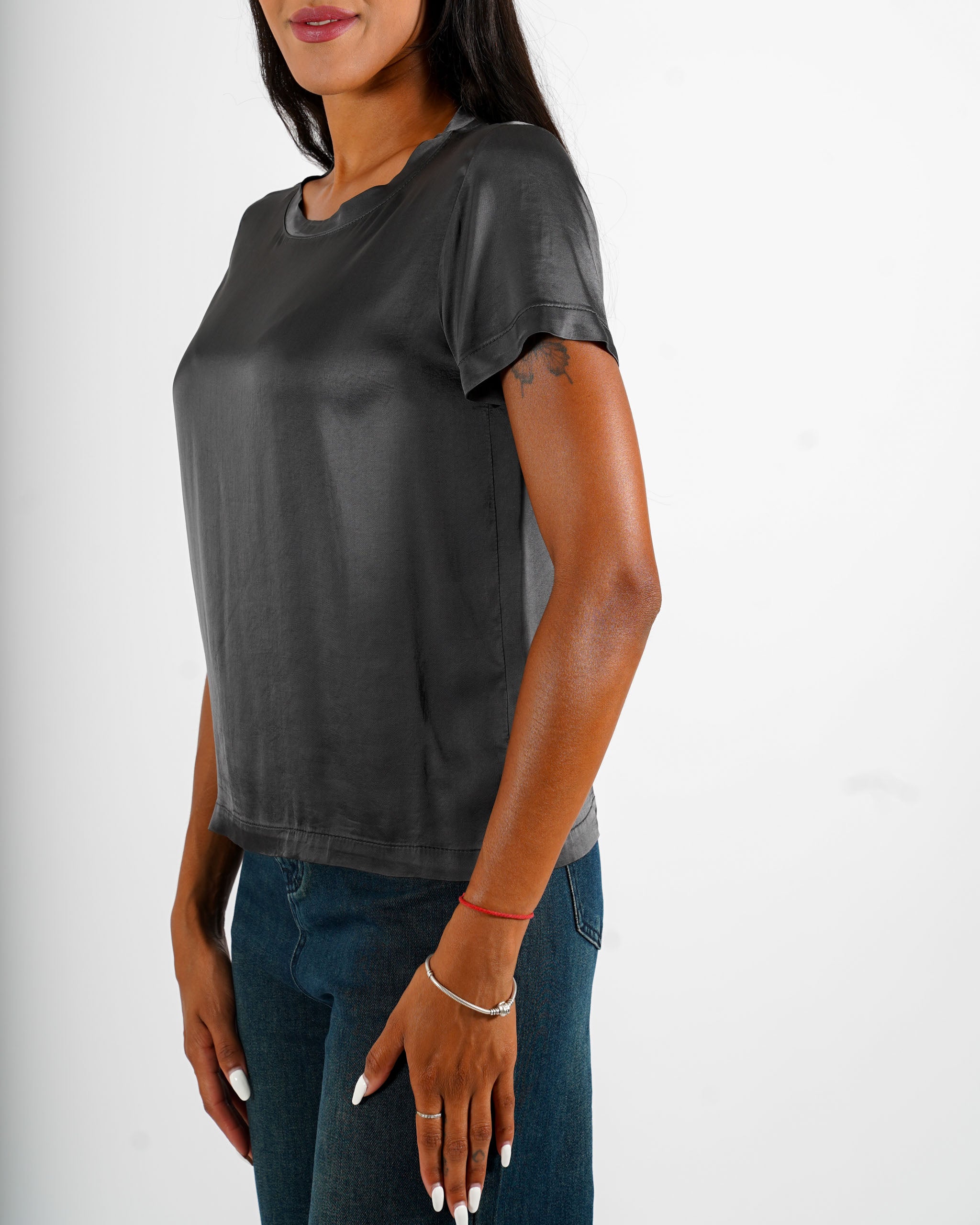 Blusa girocollo mezza manica in raso - Rewill