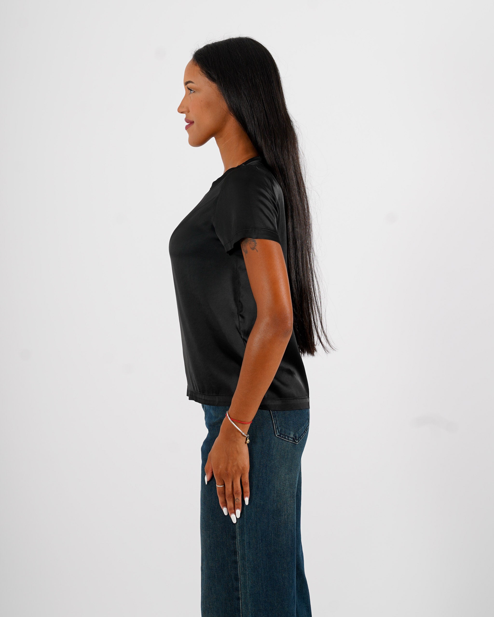 Blusa girocollo mezza manica in raso - Rewill
