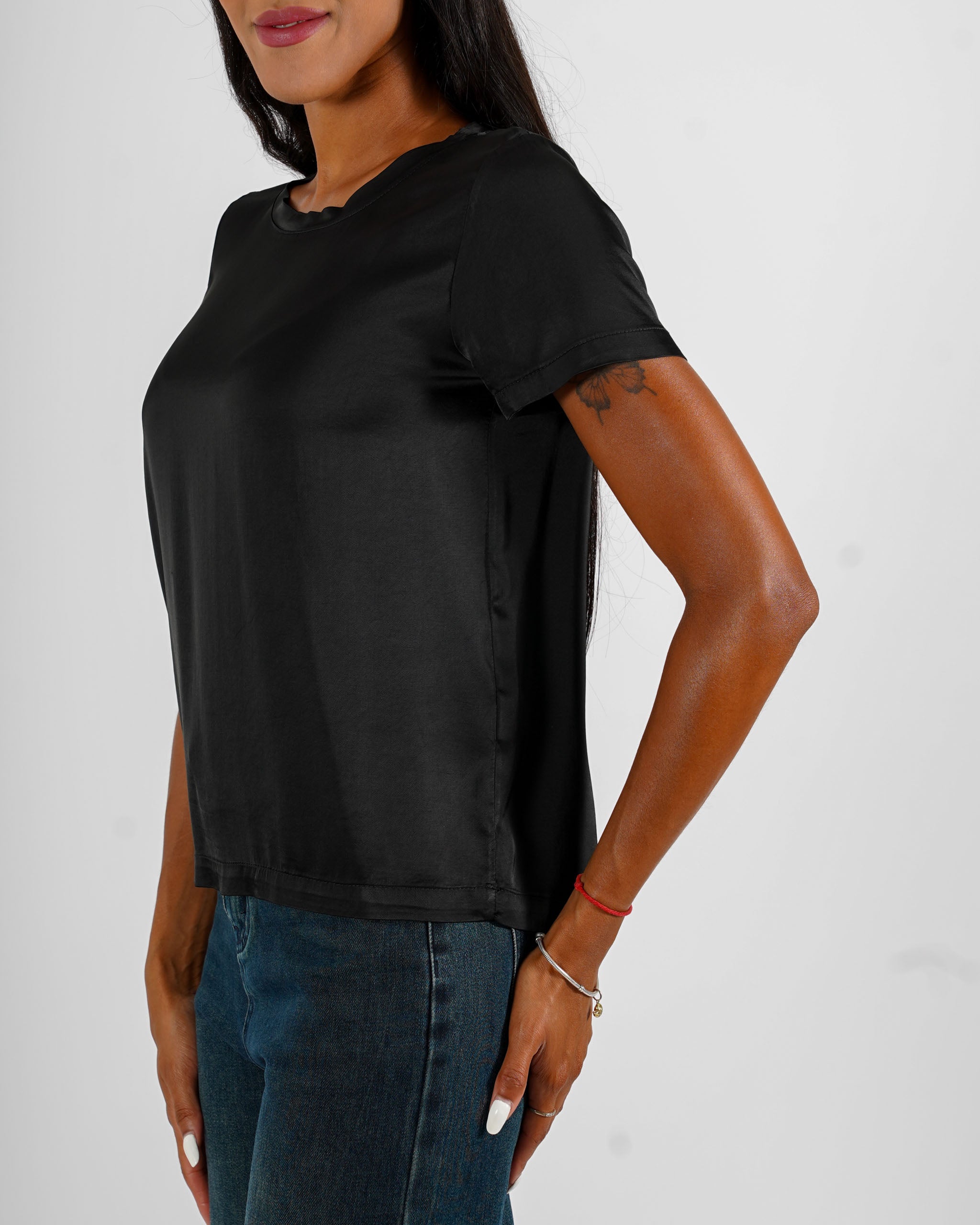 Blusa girocollo mezza manica in raso - Rewill