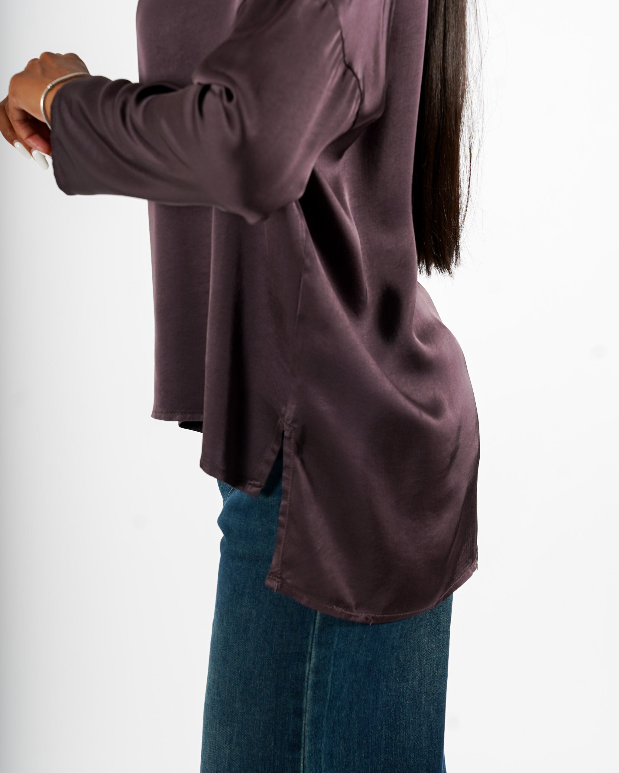 Blusa scollo a v manica lunga in mano raso - Vayana
