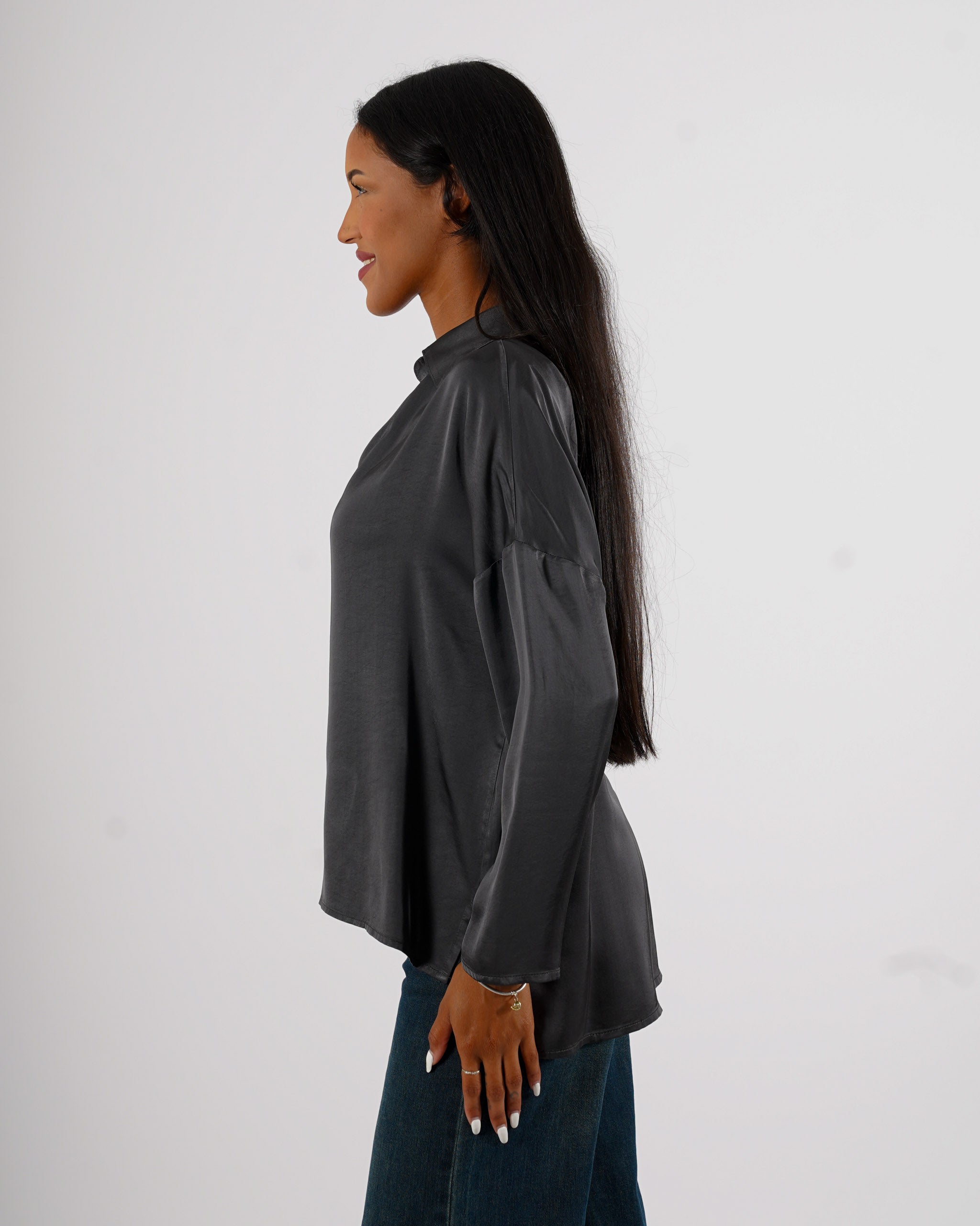 Blusa scollo a v manica lunga in mano raso - Vayana