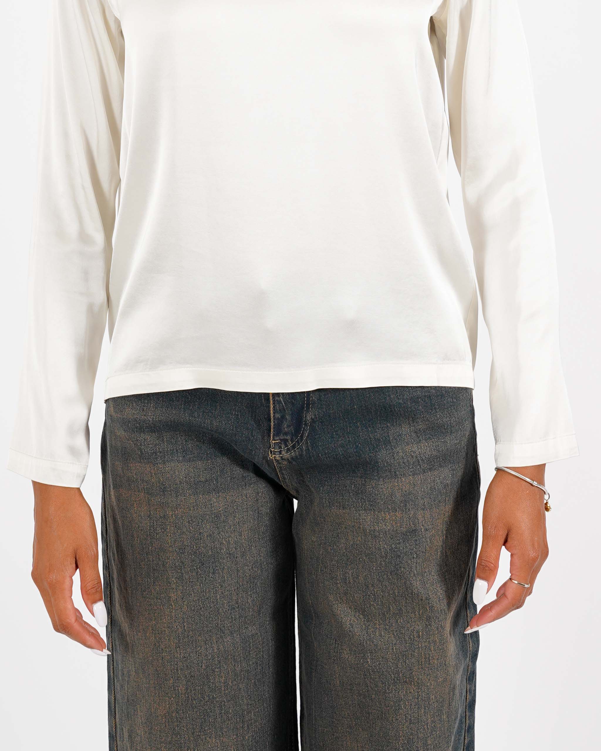 Blusa girocollo regular fit in raso - Verzellino